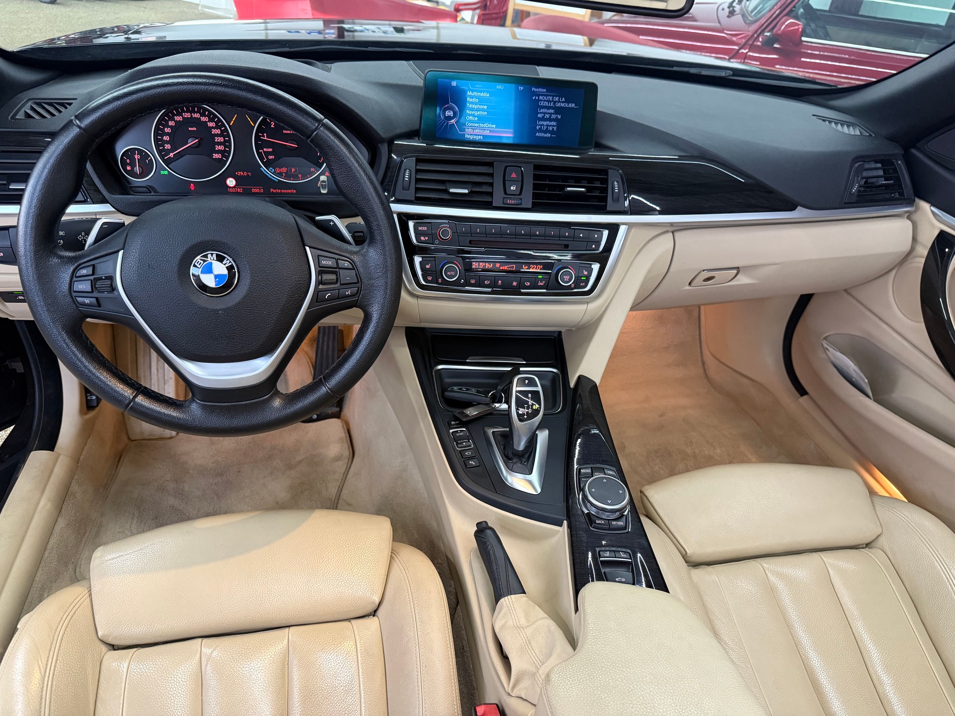 BMW 428i Cabriolet xDrive Luxury Line Steptronic-image-5
