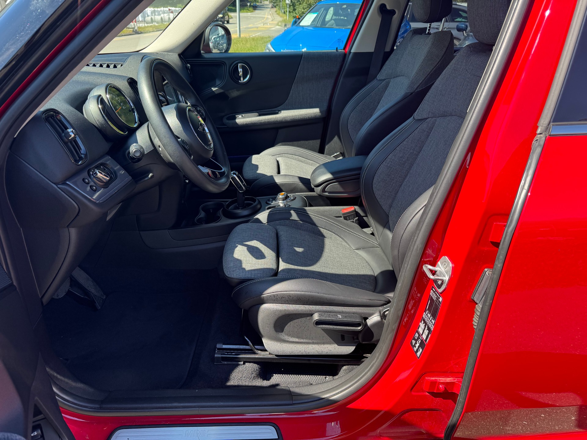 MINI Countryman Cooper D ALL4 Steptronic-image-7