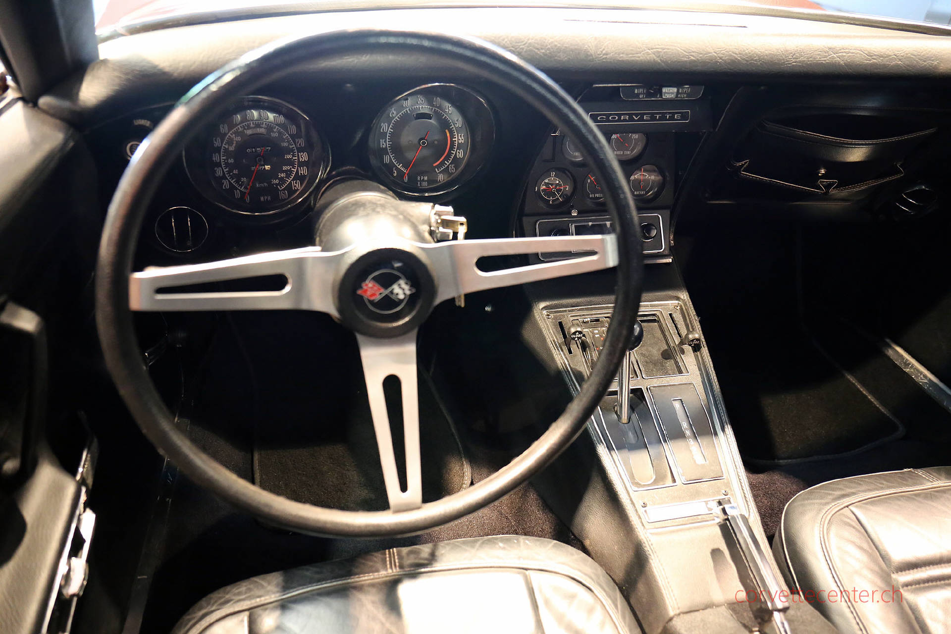 CHEVROLET Corvette C3 Targa-image-10