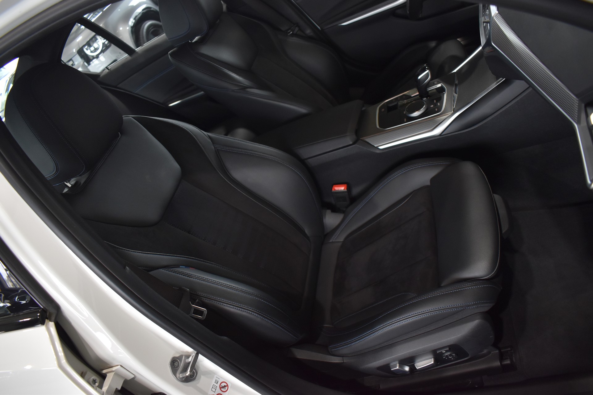 BMW M340i xDrive Steptronic-image-13