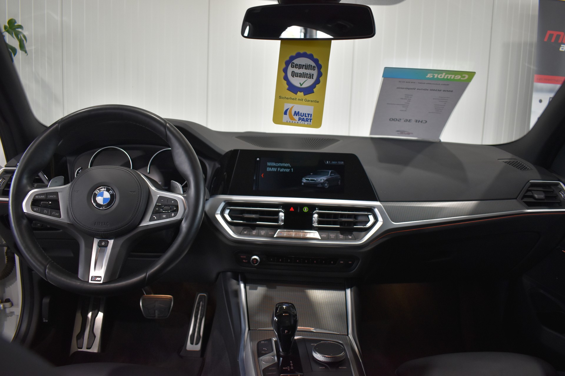 BMW M340i xDrive Steptronic-image-11