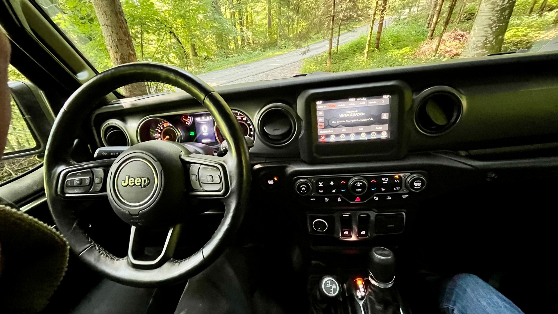 JEEP Wrangler 2.0 Sport Automatic-image-9