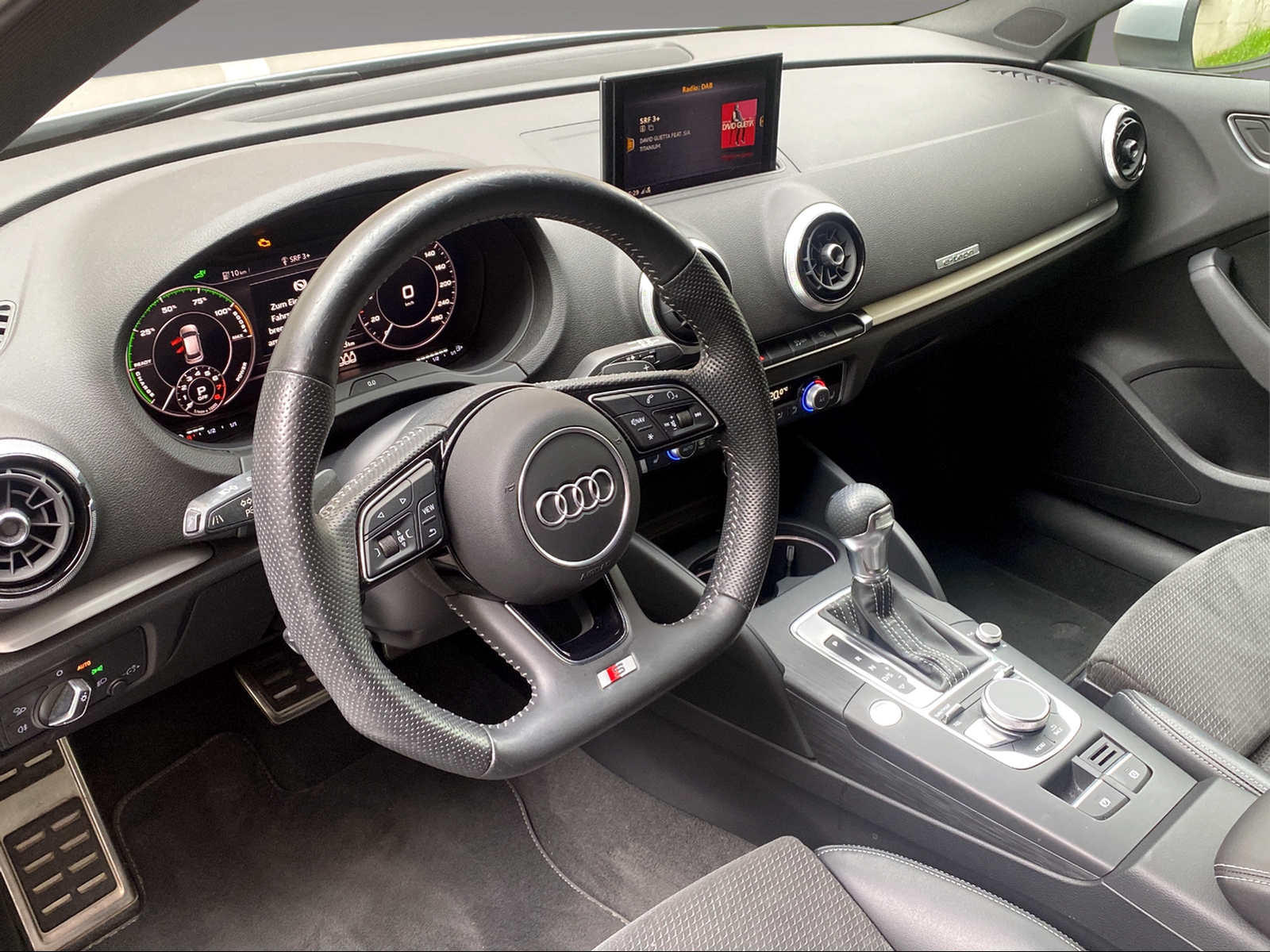 AUDI A3 Sportback 1.4 40 e-tron Sport S-Tronic-image-9