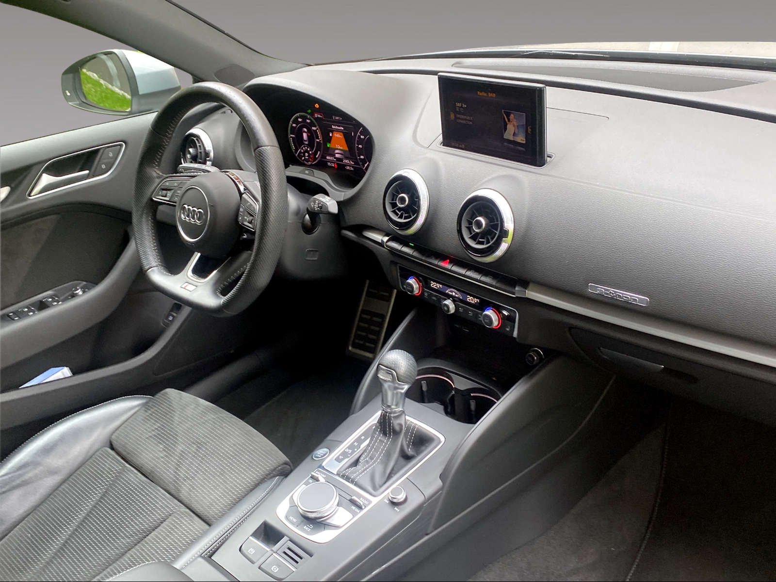 AUDI A3 Sportback 1.4 40 e-tron Sport S-Tronic-image-8