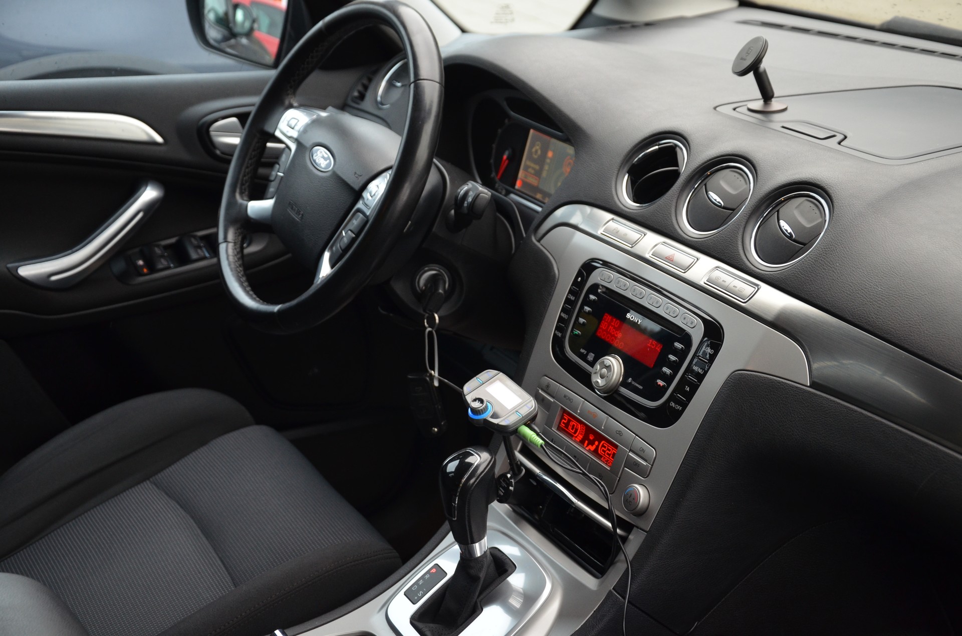 FORD S-Max 2.3i Automatic 7 Plätzer*Ab MFK*-image-12