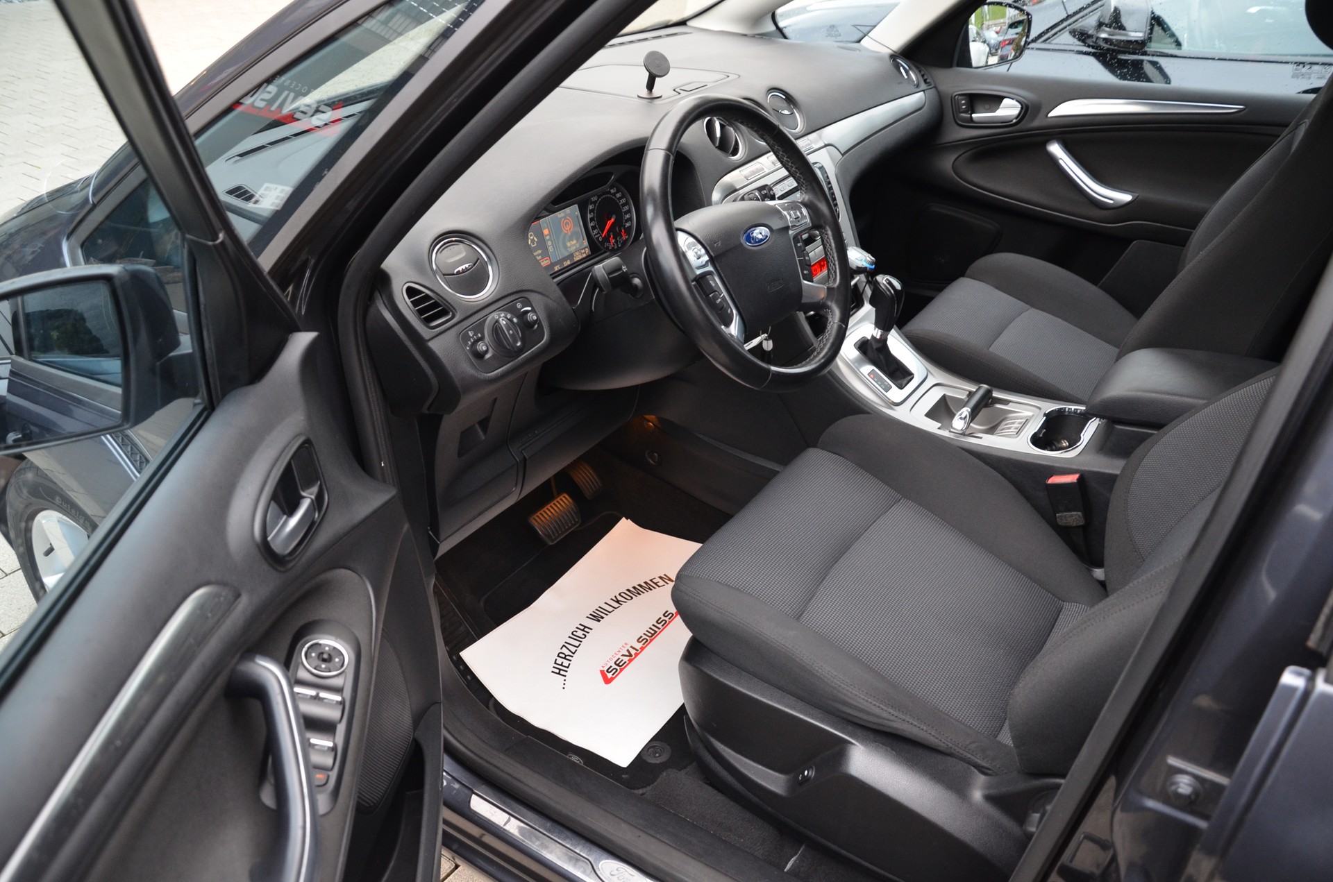 FORD S-Max 2.3i Automatic 7 Plätzer*Ab MFK*-image-9