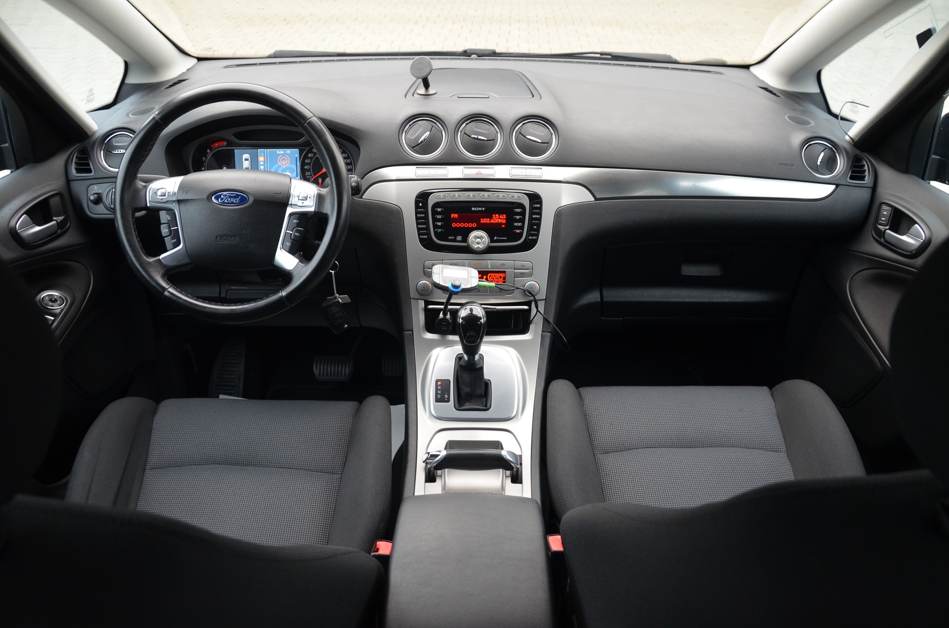 FORD S-Max 2.3i Automatic 7 Plätzer*Ab MFK*-image-10