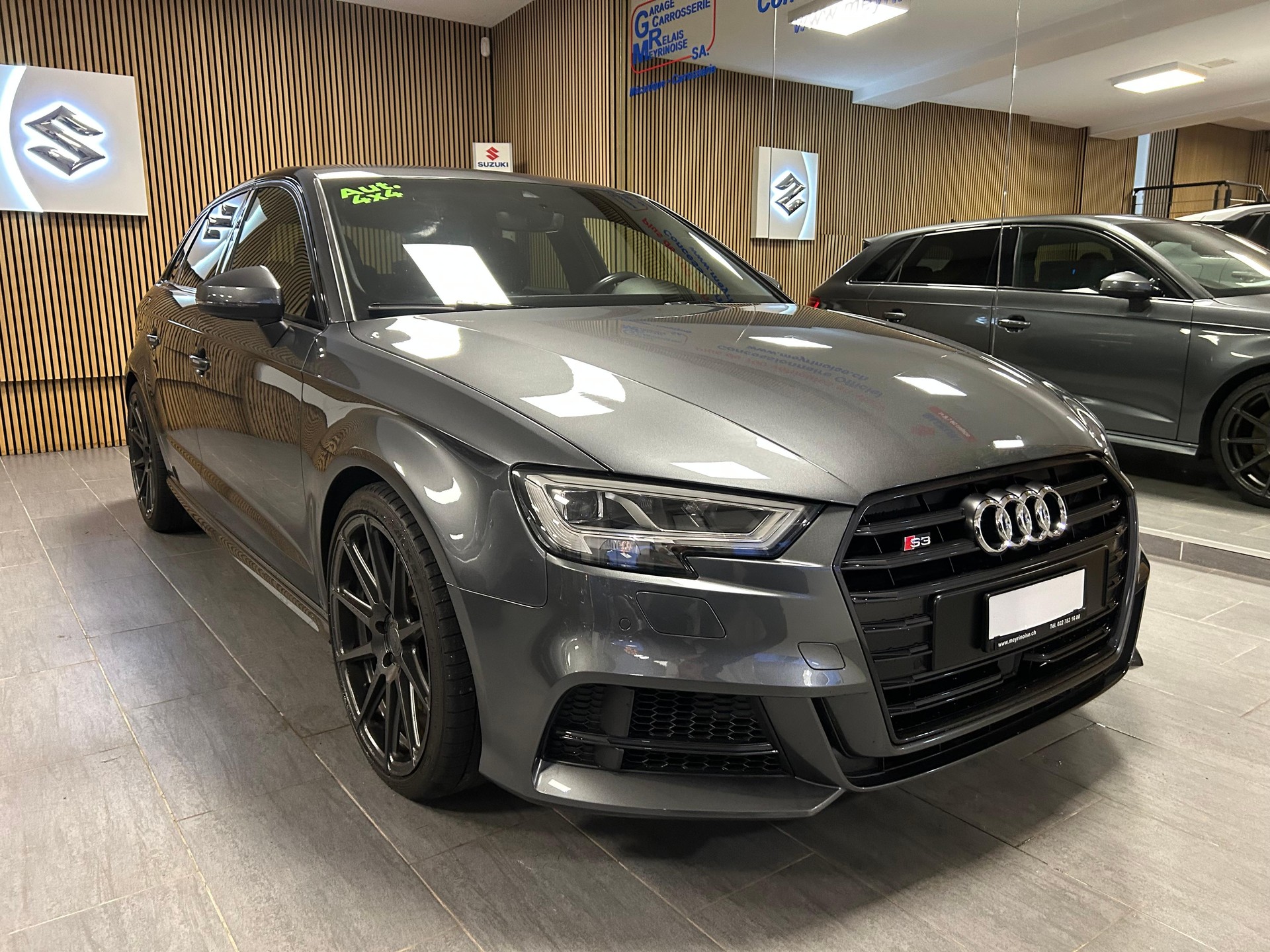 AUDI S3 Sportback 2.0 T FSI quattro S-Tronic-image-2