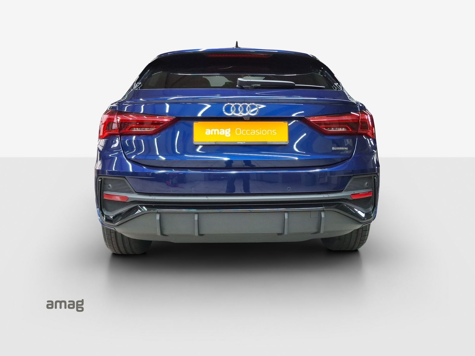 AUDI Q3 Sportback 40 TFSI S line quattro S-tronic-image-3