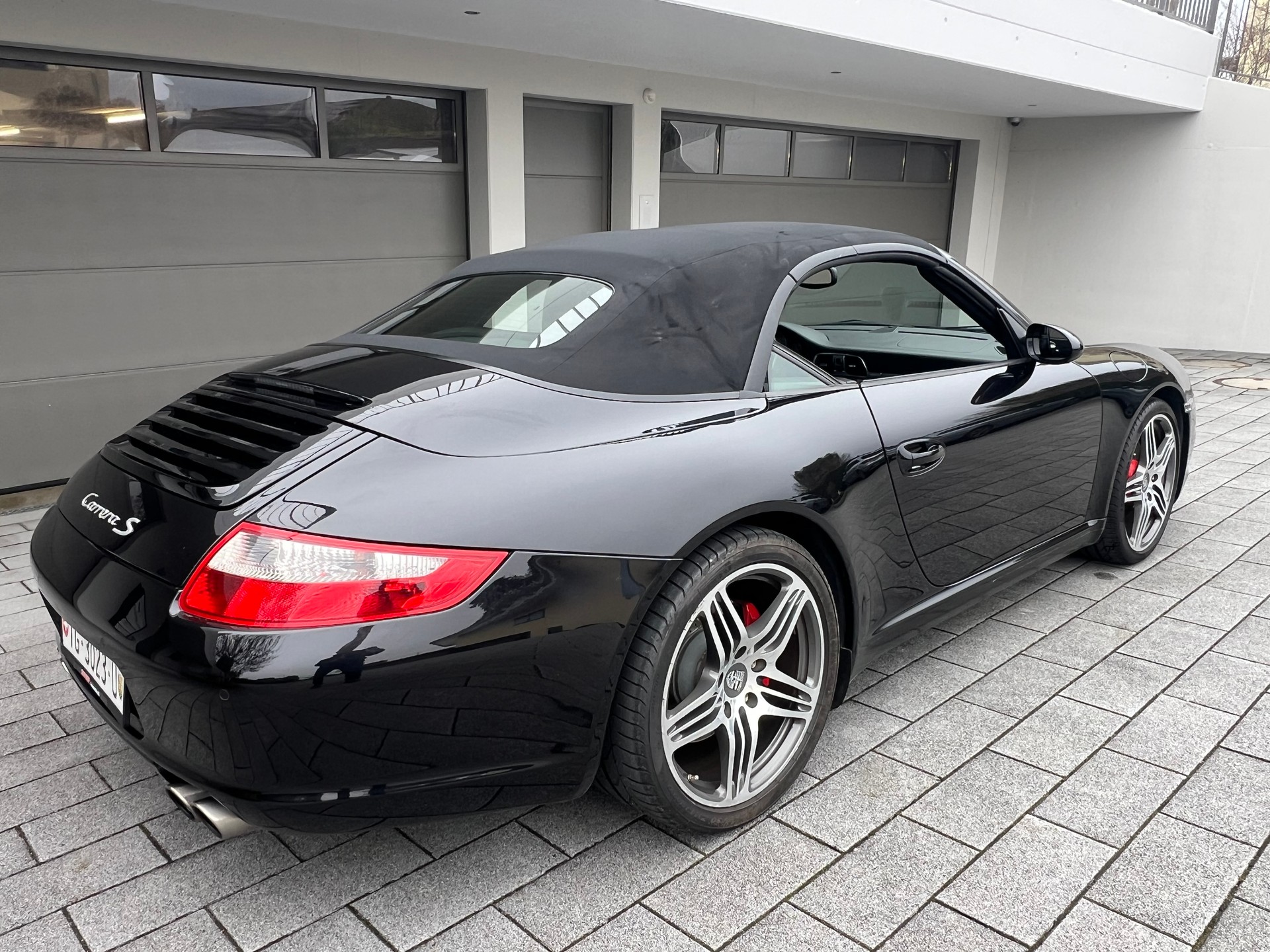 PORSCHE 911 Cabrio Carrera S-image-4