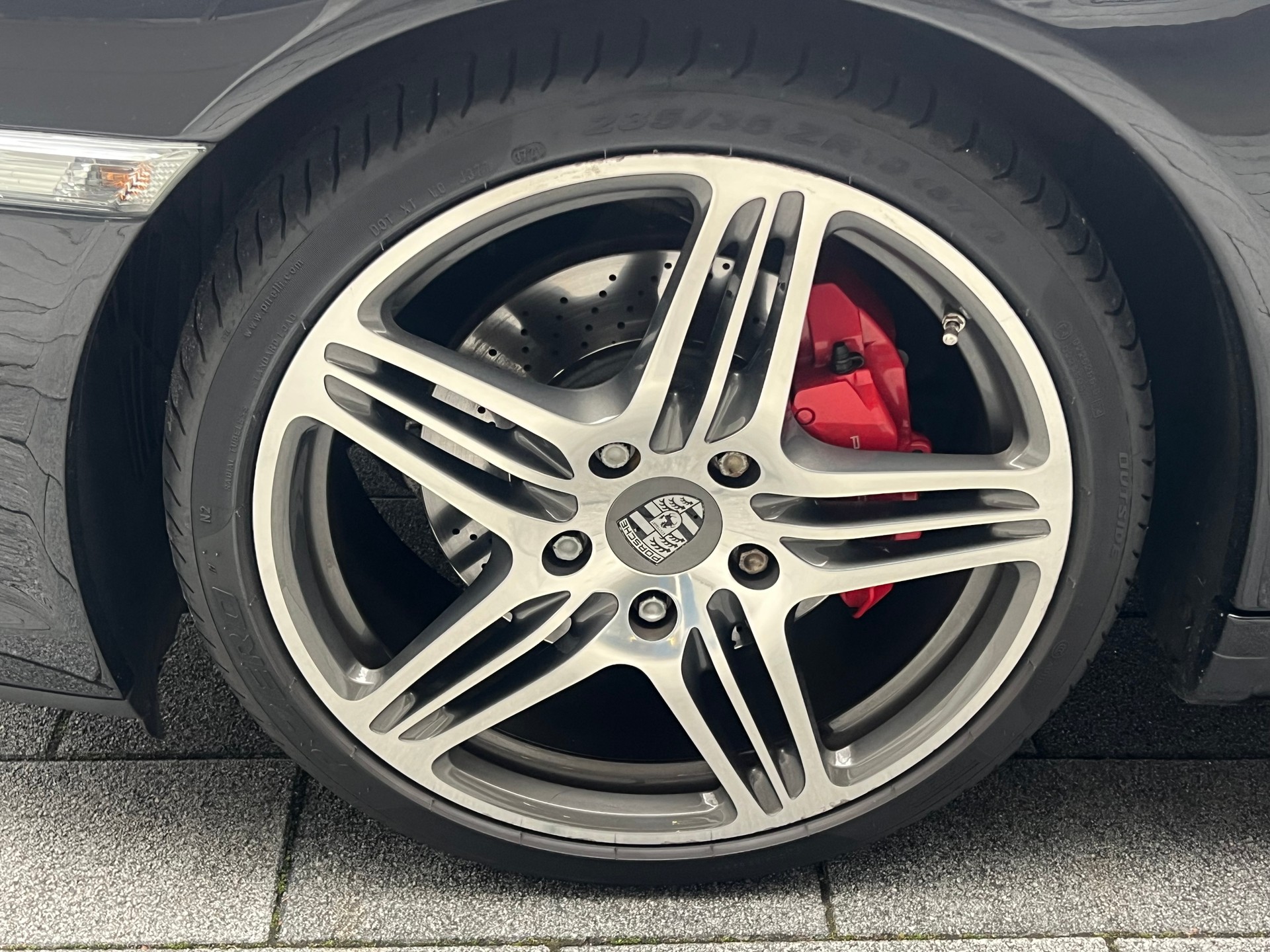 PORSCHE 911 Cabrio Carrera S-image-13