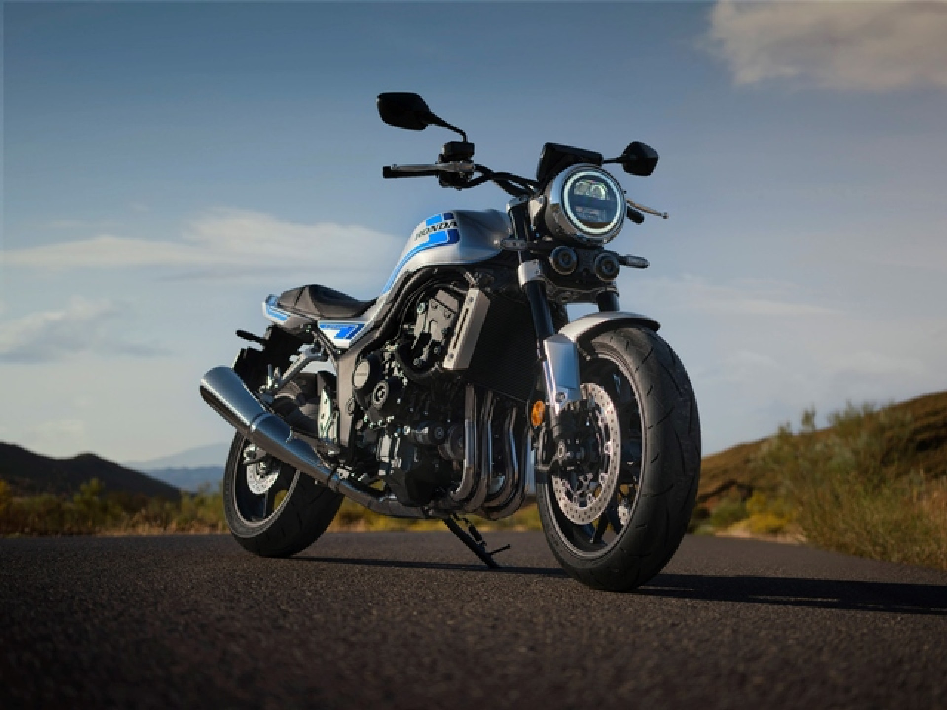 HONDA CB 1000 F-showroom-element-1