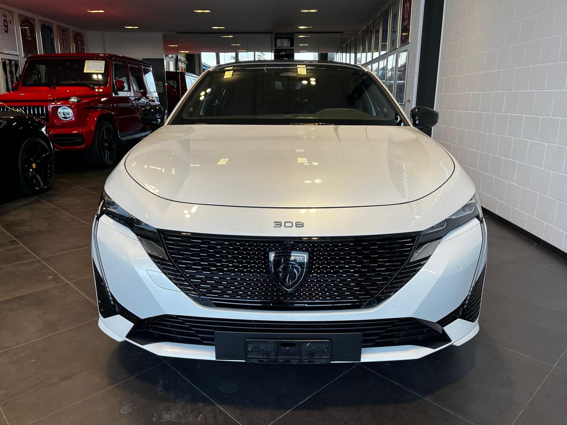PEUGEOT 308 1.2 Pure Tech GT EAT8-image-2