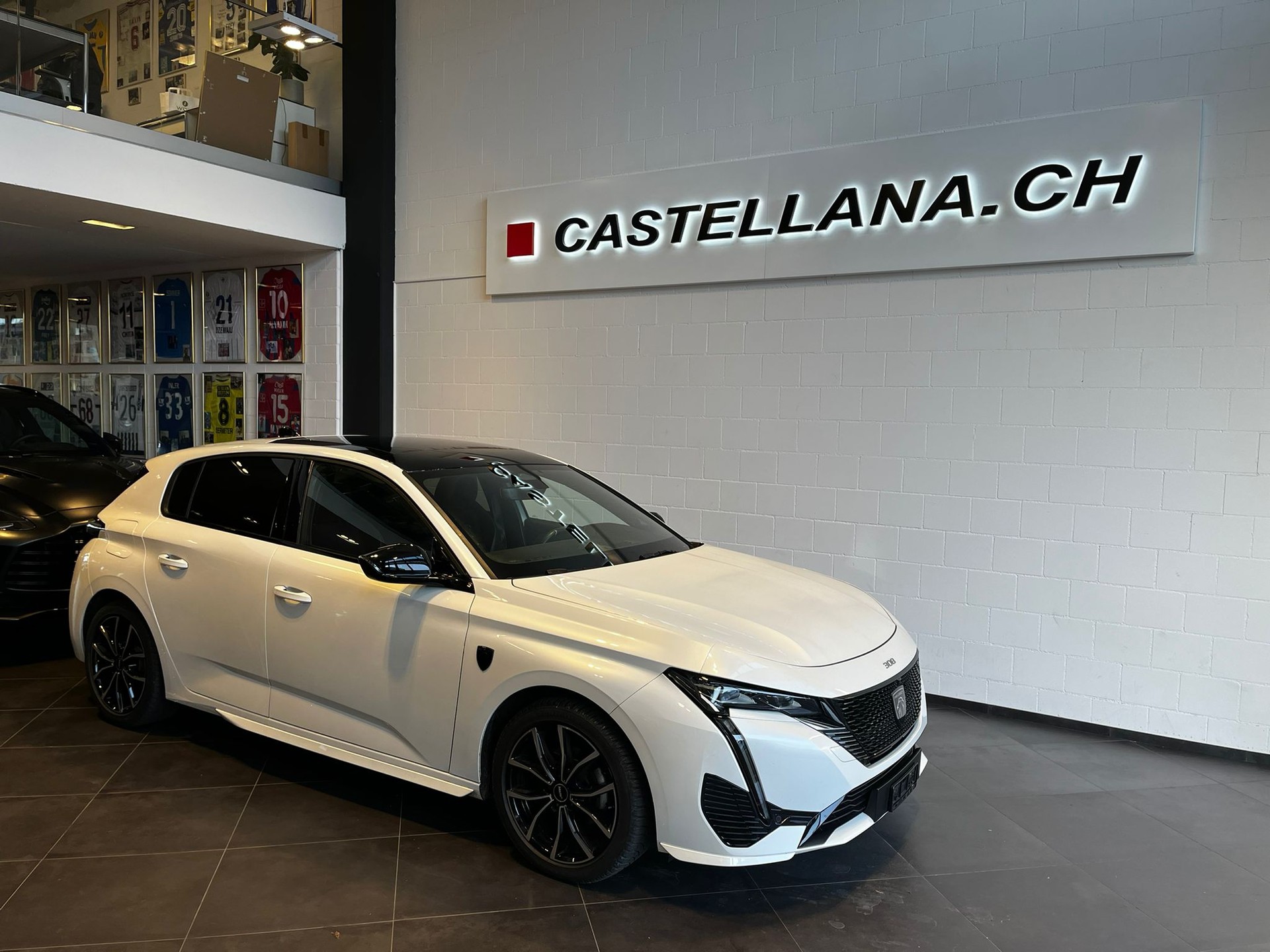PEUGEOT 308 1.2 Pure Tech GT EAT8-image-0