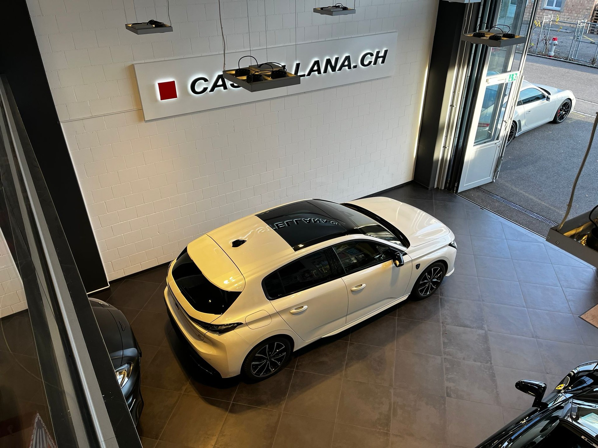 PEUGEOT 308 1.2 Pure Tech GT EAT8-image-7