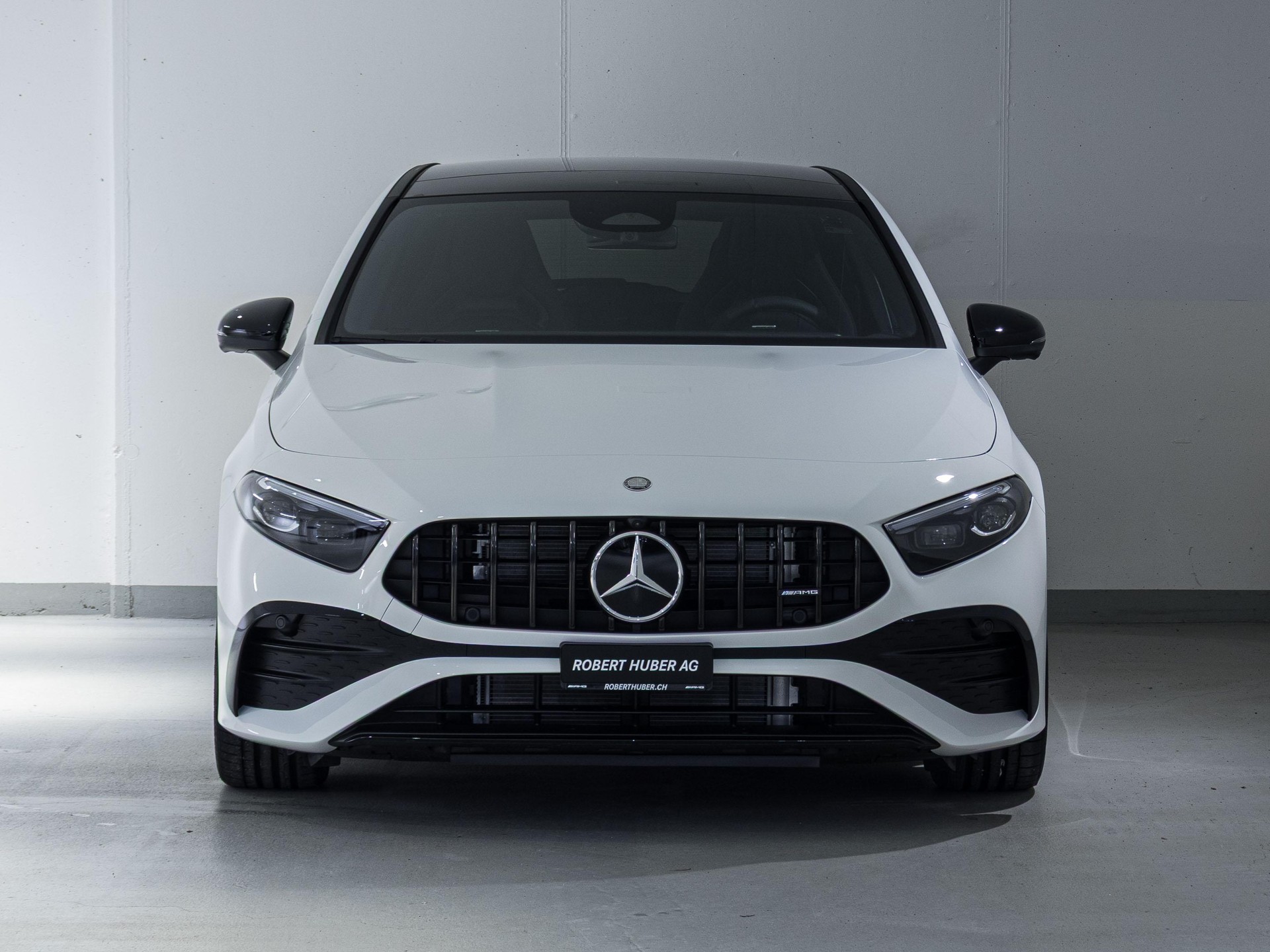 MERCEDES-BENZ A 35 AMG 4MATIC-image-2
