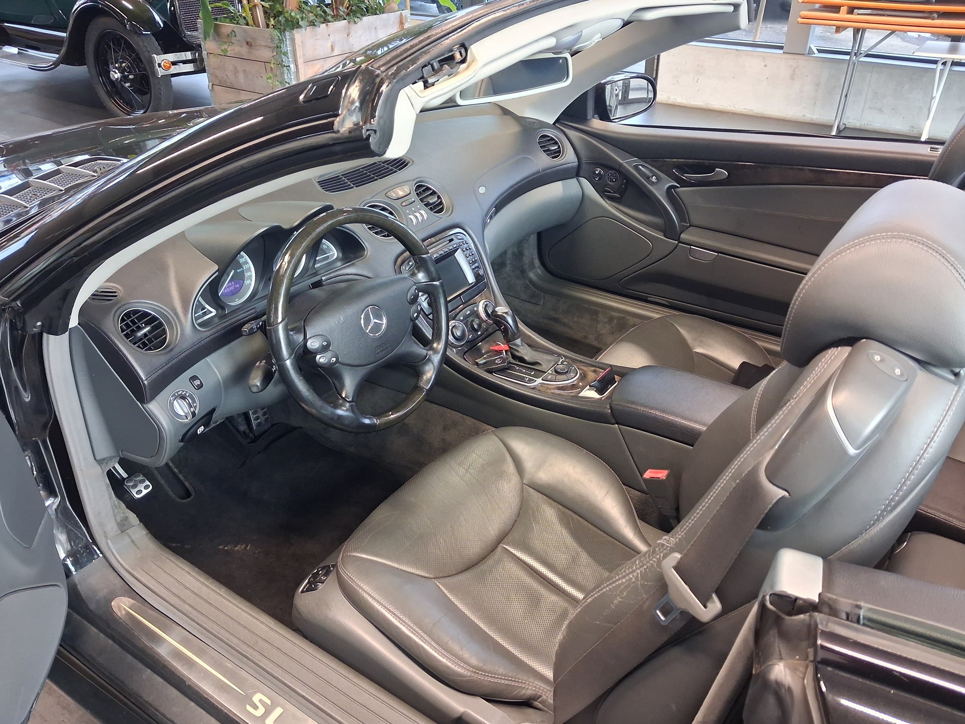 MERCEDES-BENZ SL 500 Automatic-image-4