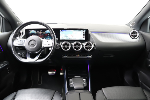MERCEDES-BENZ EQA 250 AMG Line AMG Line-image-9