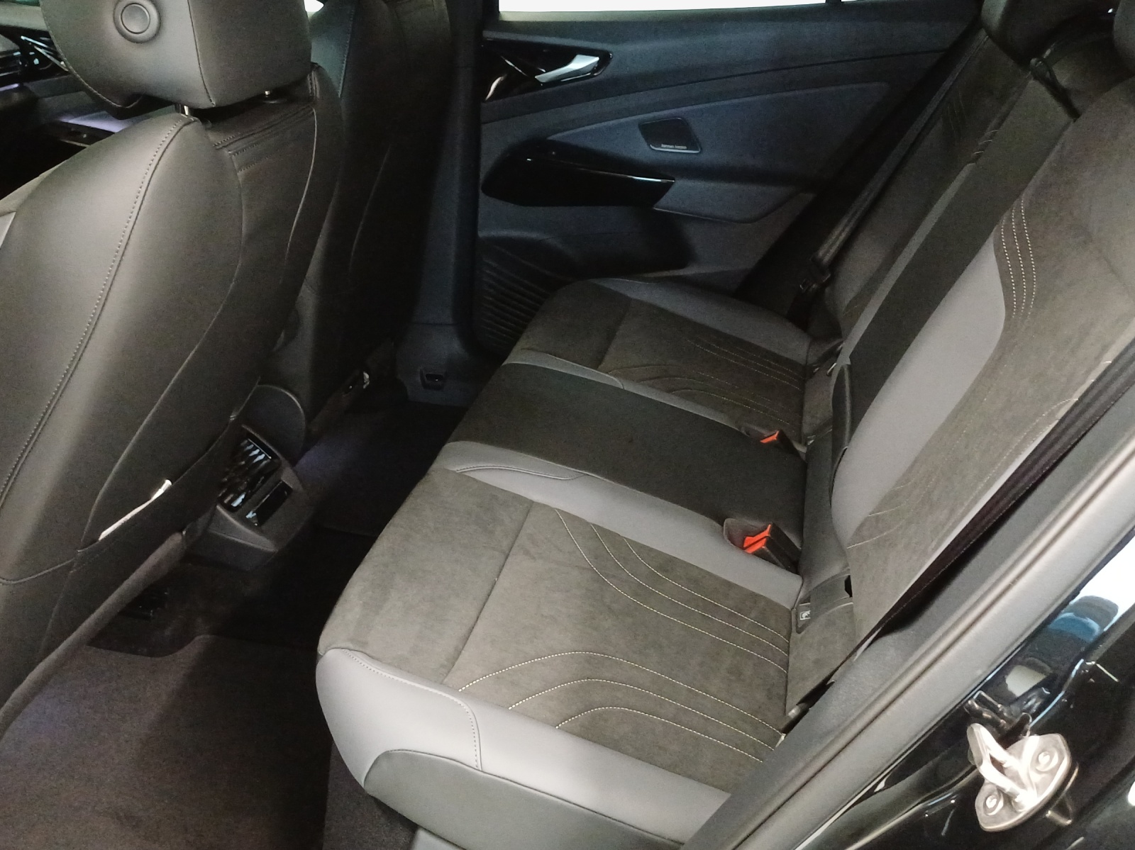 VW ID.4 Pro 77 kWh-image-11