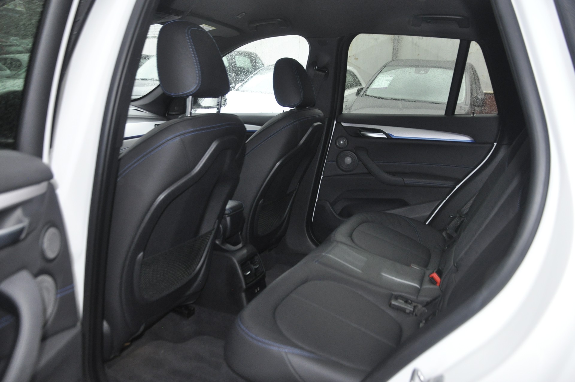 BMW X1 xDrive 25e M Sport Steptronic I Anhängerkupplung (Veloträger)-image-6