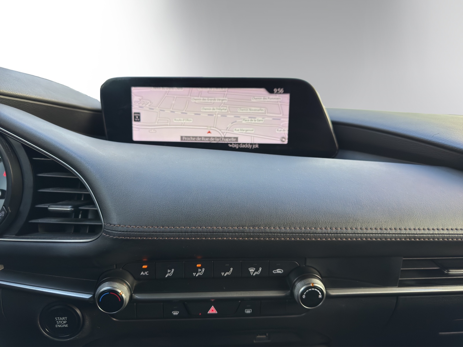 Image MAZDA 3 3 HB G MHD 122 Ambition