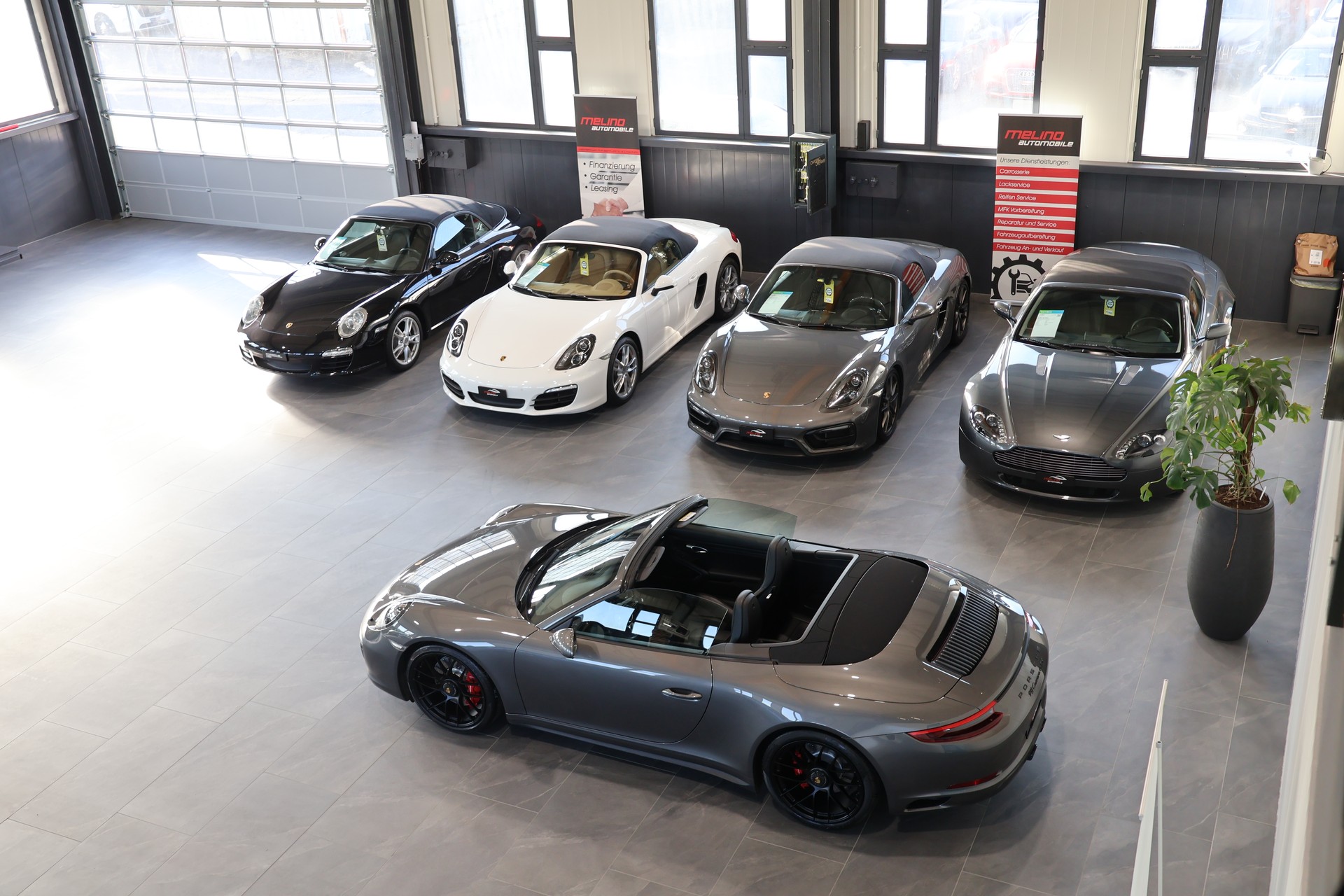 PORSCHE 911 Cabrio Carrera GTS PDK-image-6
