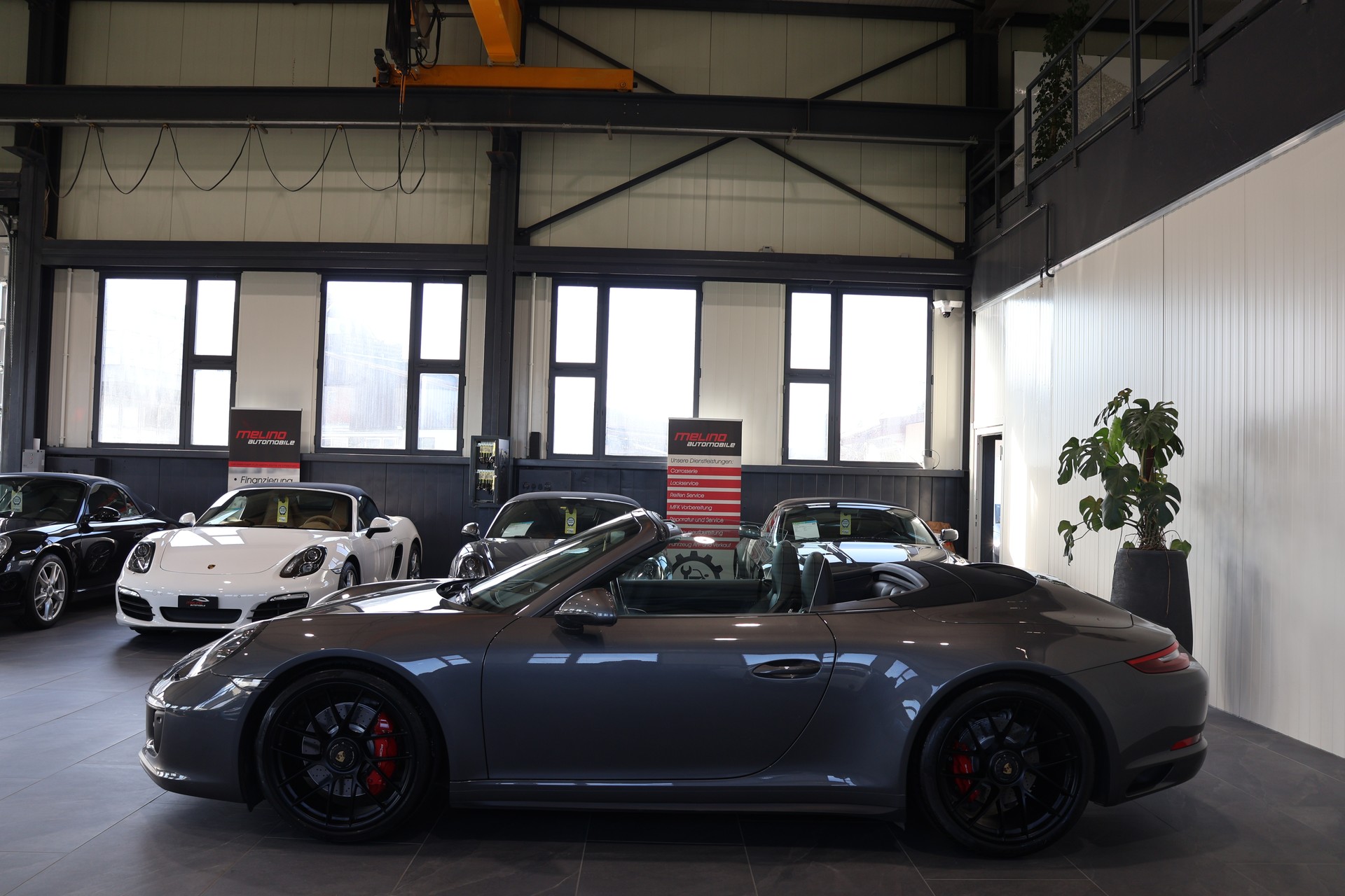 PORSCHE 911 Cabrio Carrera GTS PDK-image-4