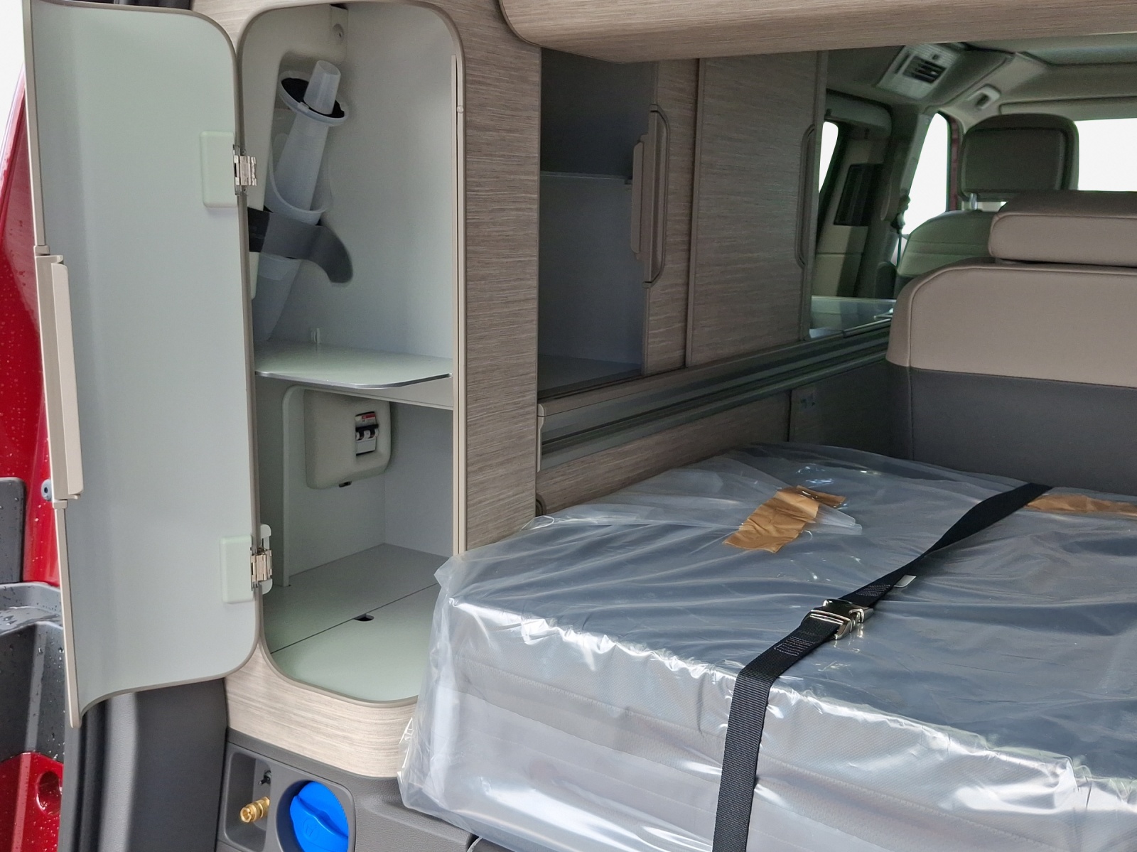 VW California eHybrid Ocean Liberty 4Motion-image-14