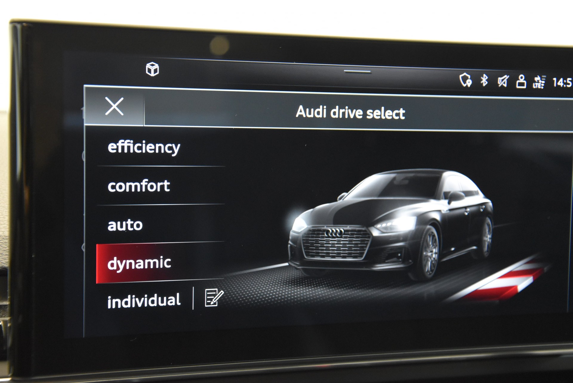 AUDI A5 Sportback 40 TDI S-Line Attraction quattro S-tronic-image-9