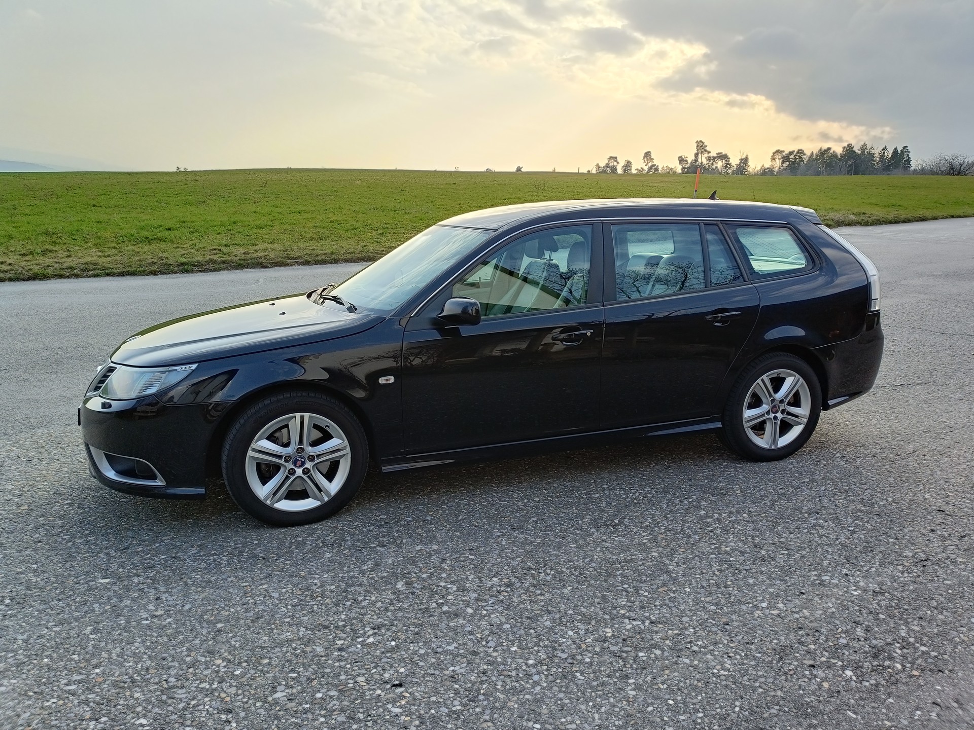 SAAB 9-3 2.0T Aero XWD Automatic-image-3