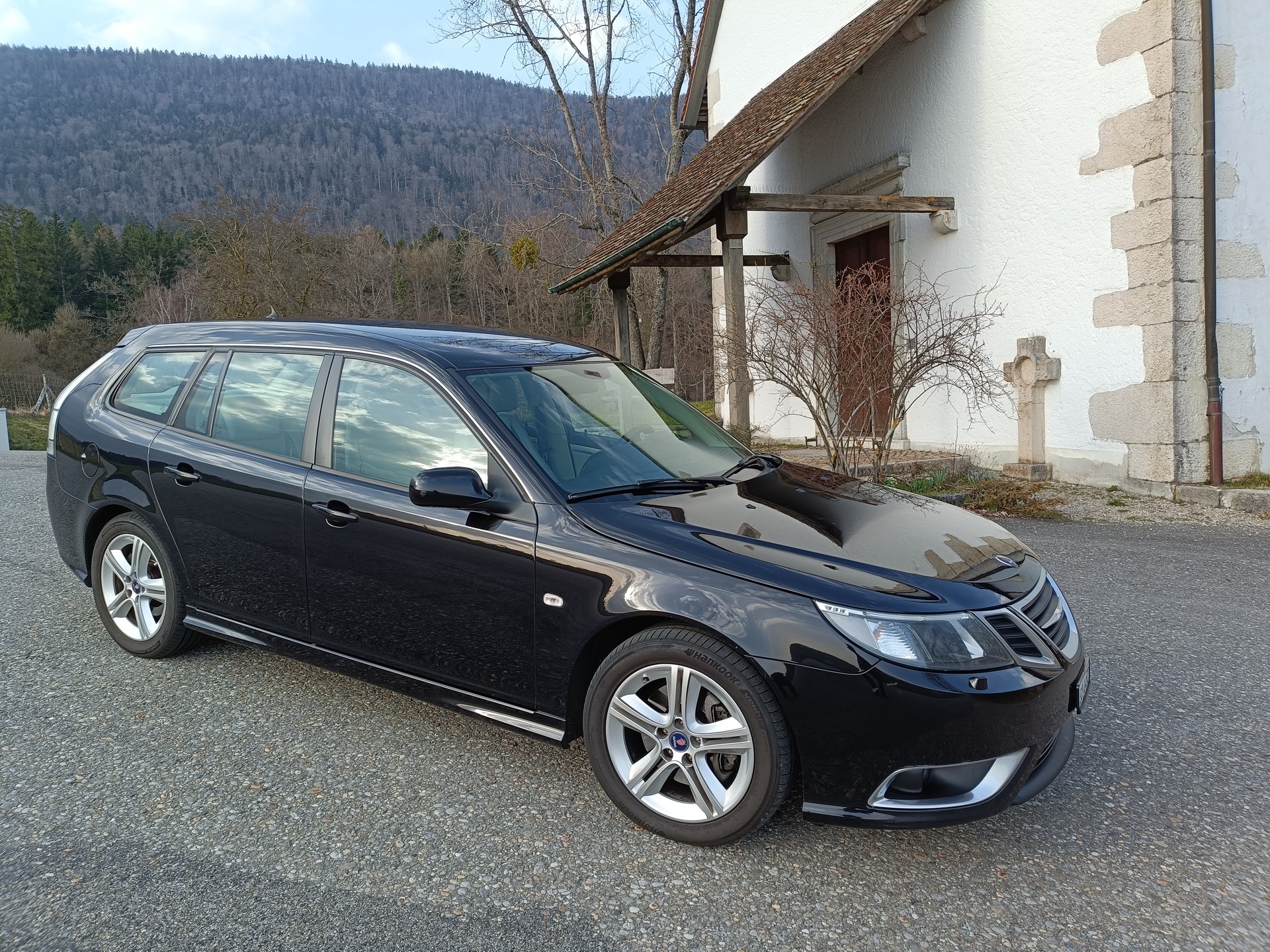 SAAB 9-3 2.0T Aero XWD Automatic-image-1