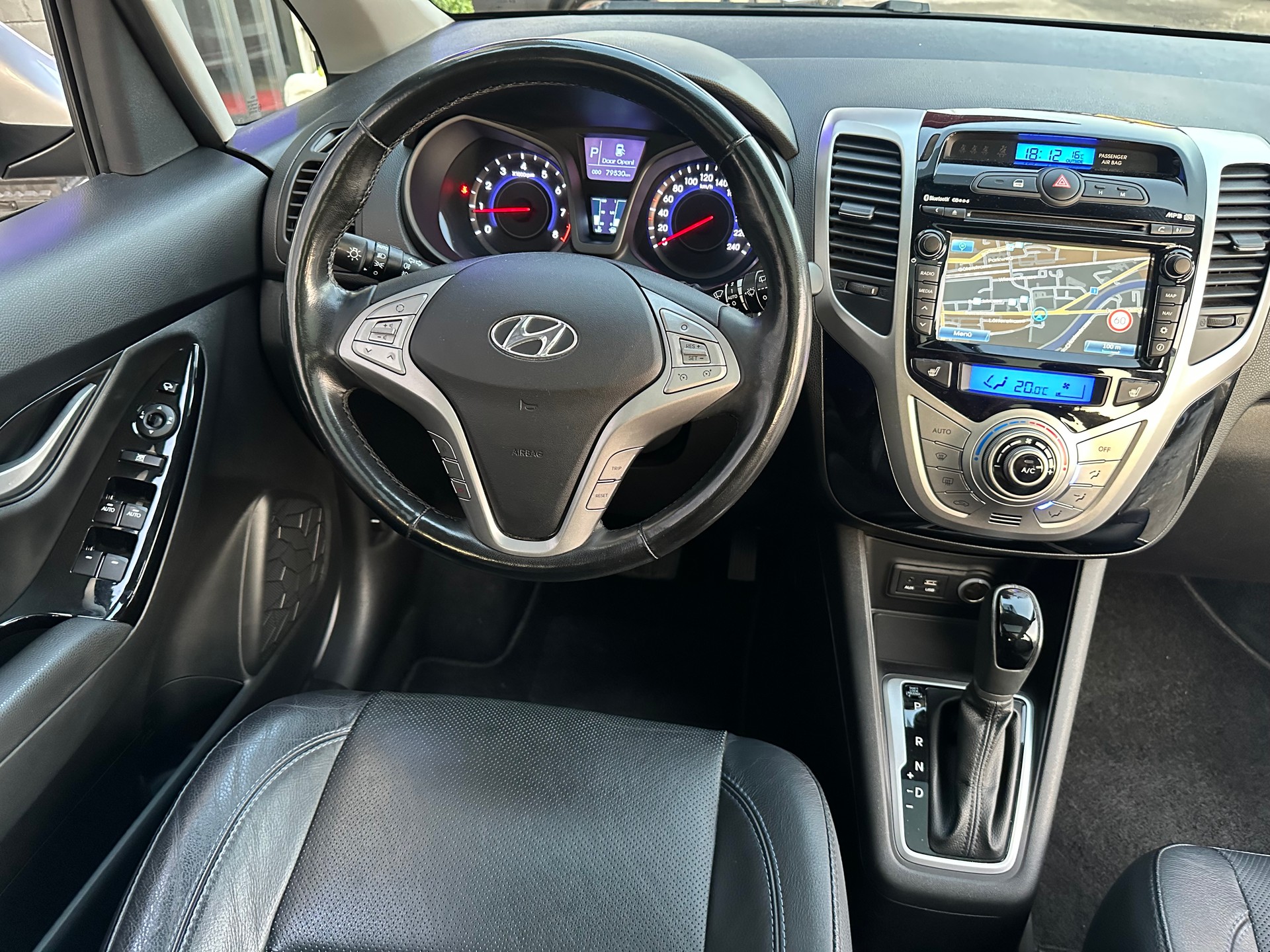 HYUNDAI iX20 1.6 Vertex Automatic-image-13