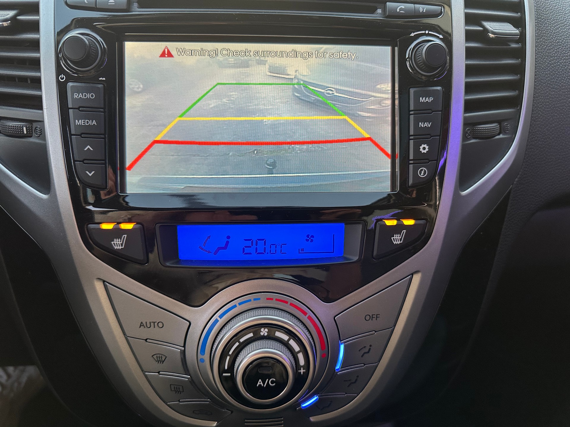 HYUNDAI iX20 1.6 Vertex Automatic-image-17