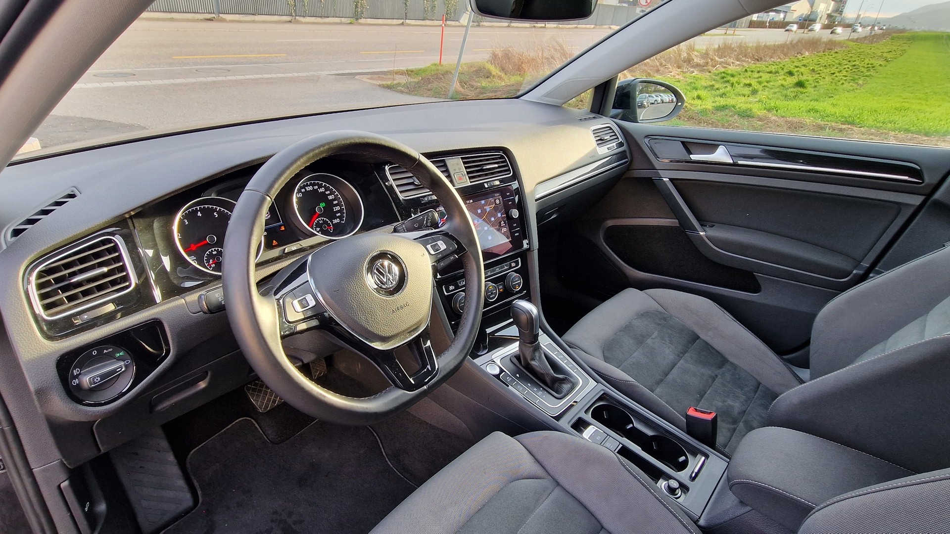 VW Golf 1.5 TSI EVO Highline DSG-image-6