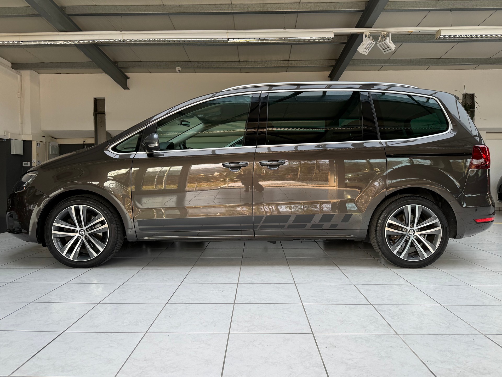 SEAT Alhambra 2.0 TDI FR Line 4Drive-image-1