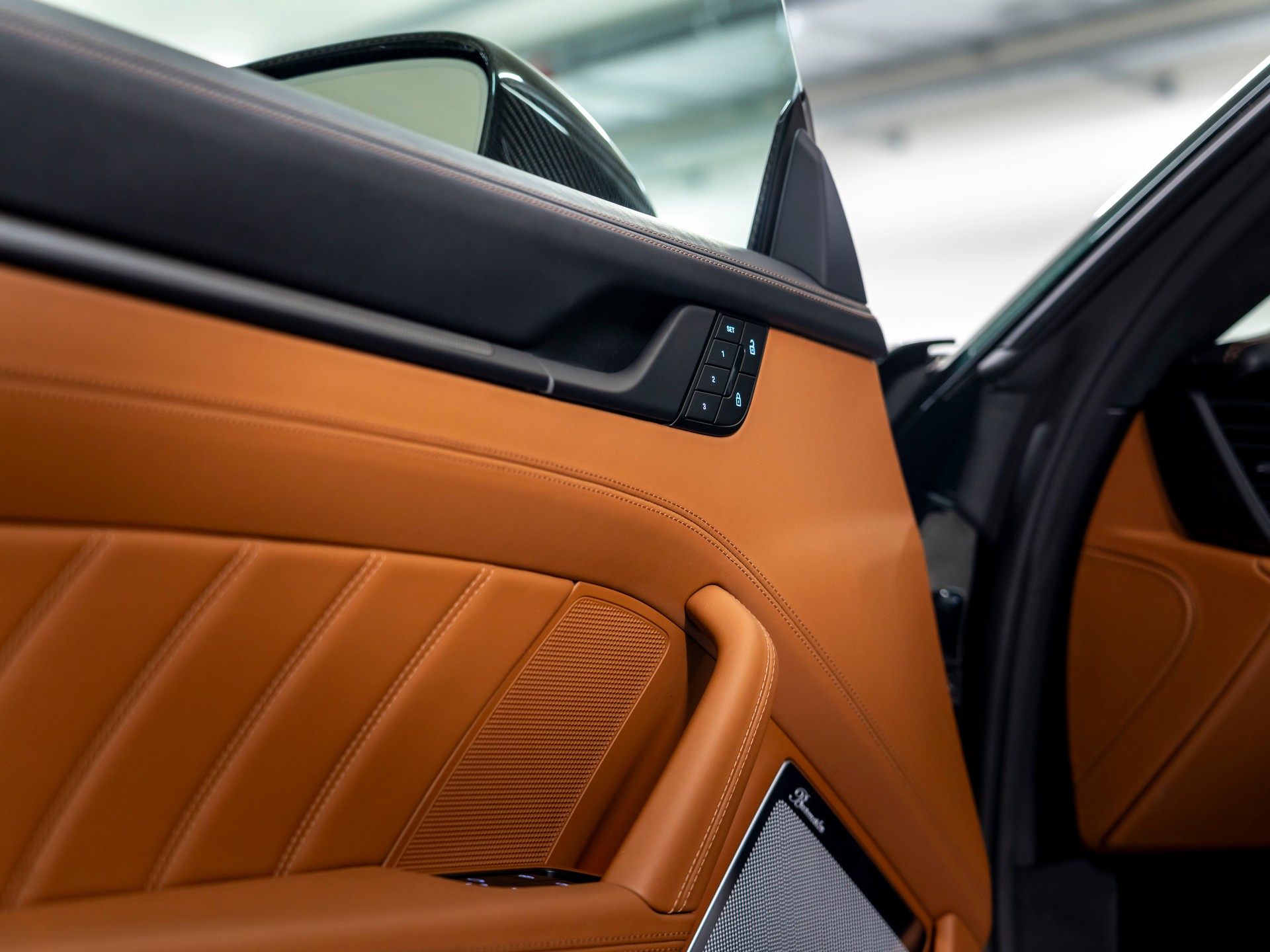PORSCHE 911 Carrera 4 GTS PDK-image-16
