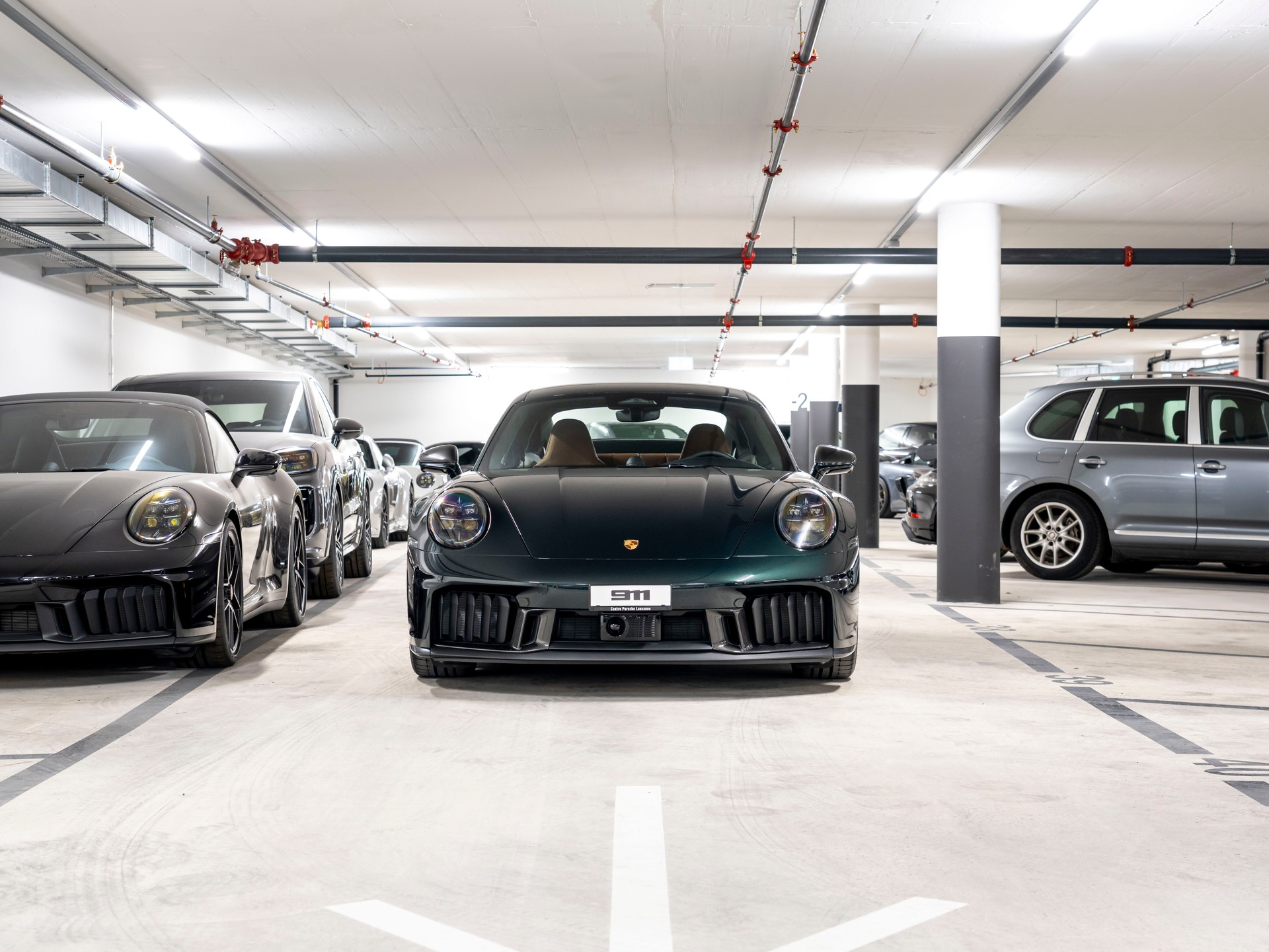 PORSCHE 911 Carrera 4 GTS PDK-image-2