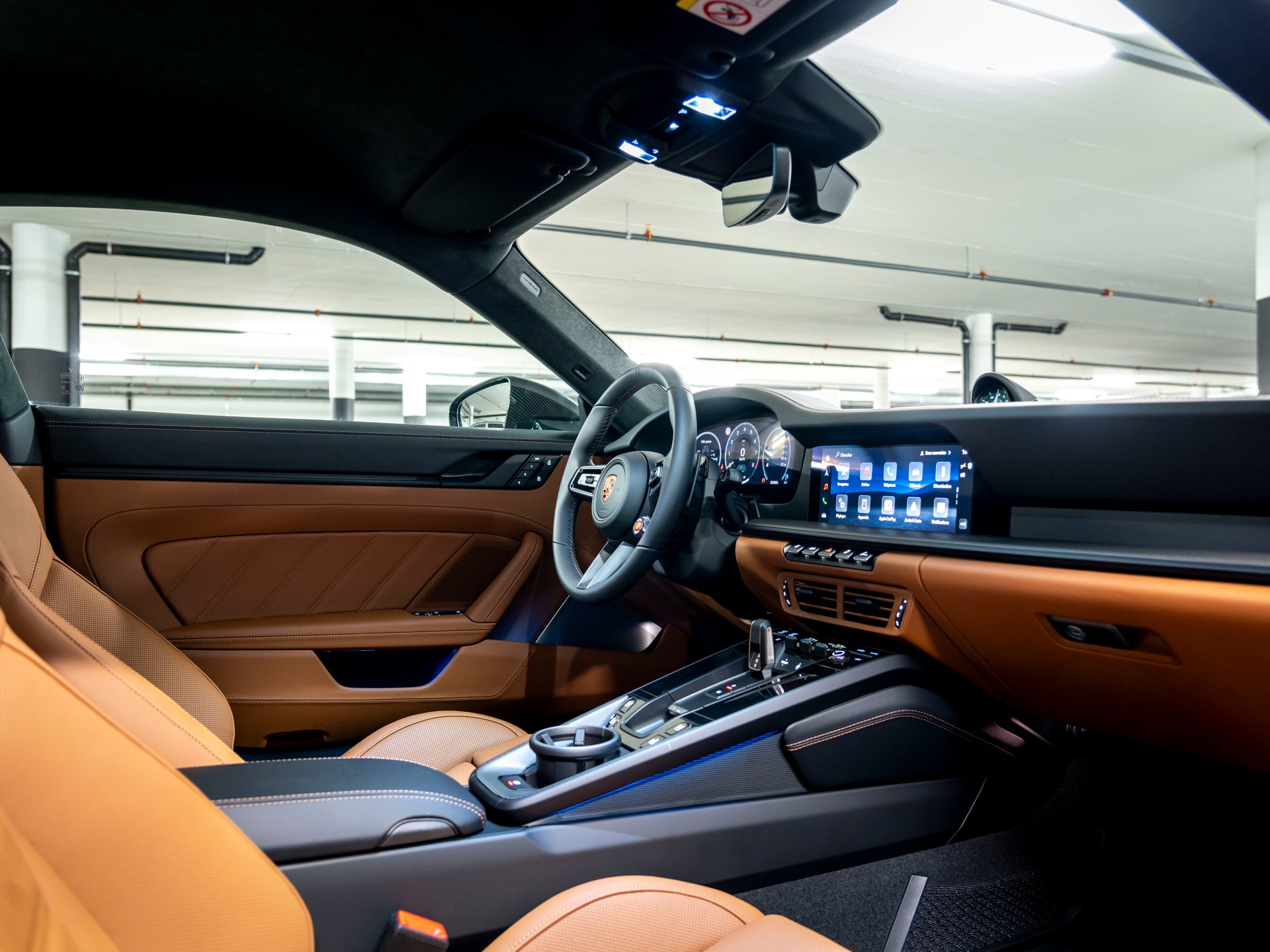 PORSCHE 911 Carrera 4 GTS PDK-image-21