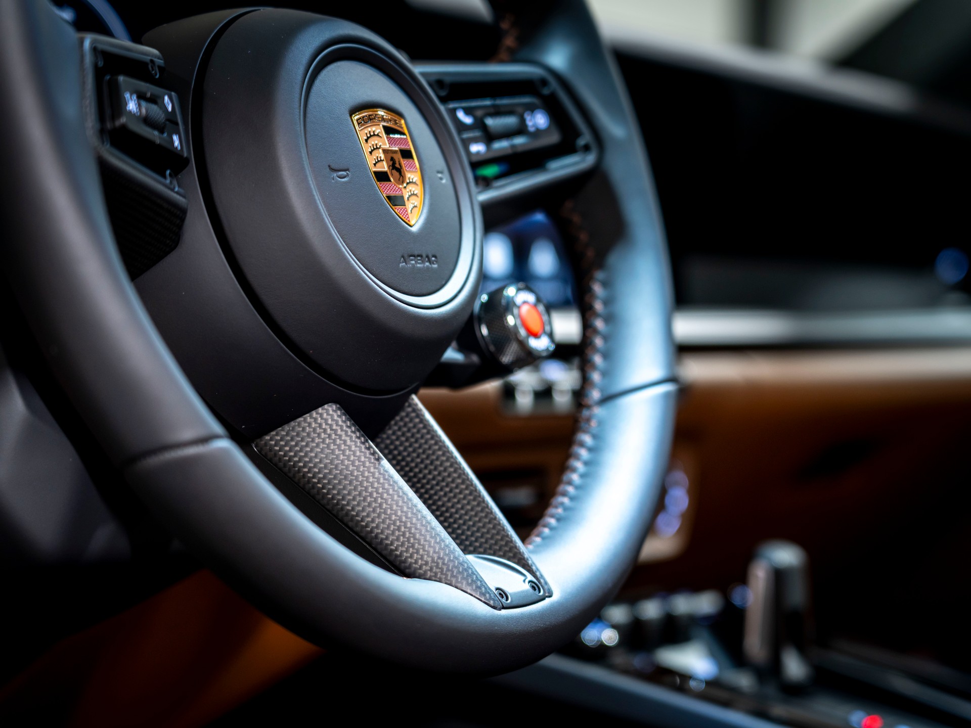 PORSCHE 911 Carrera 4 GTS PDK-image-15