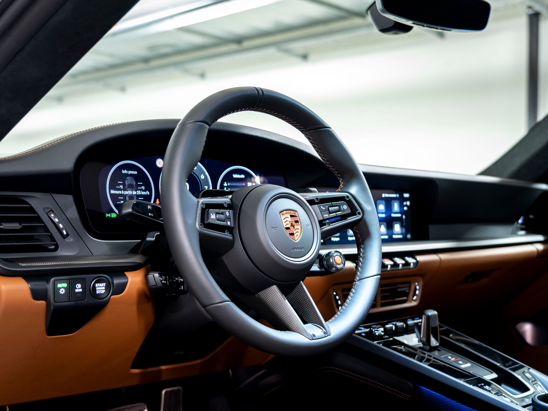 PORSCHE 911 Carrera 4 GTS PDK-image-13