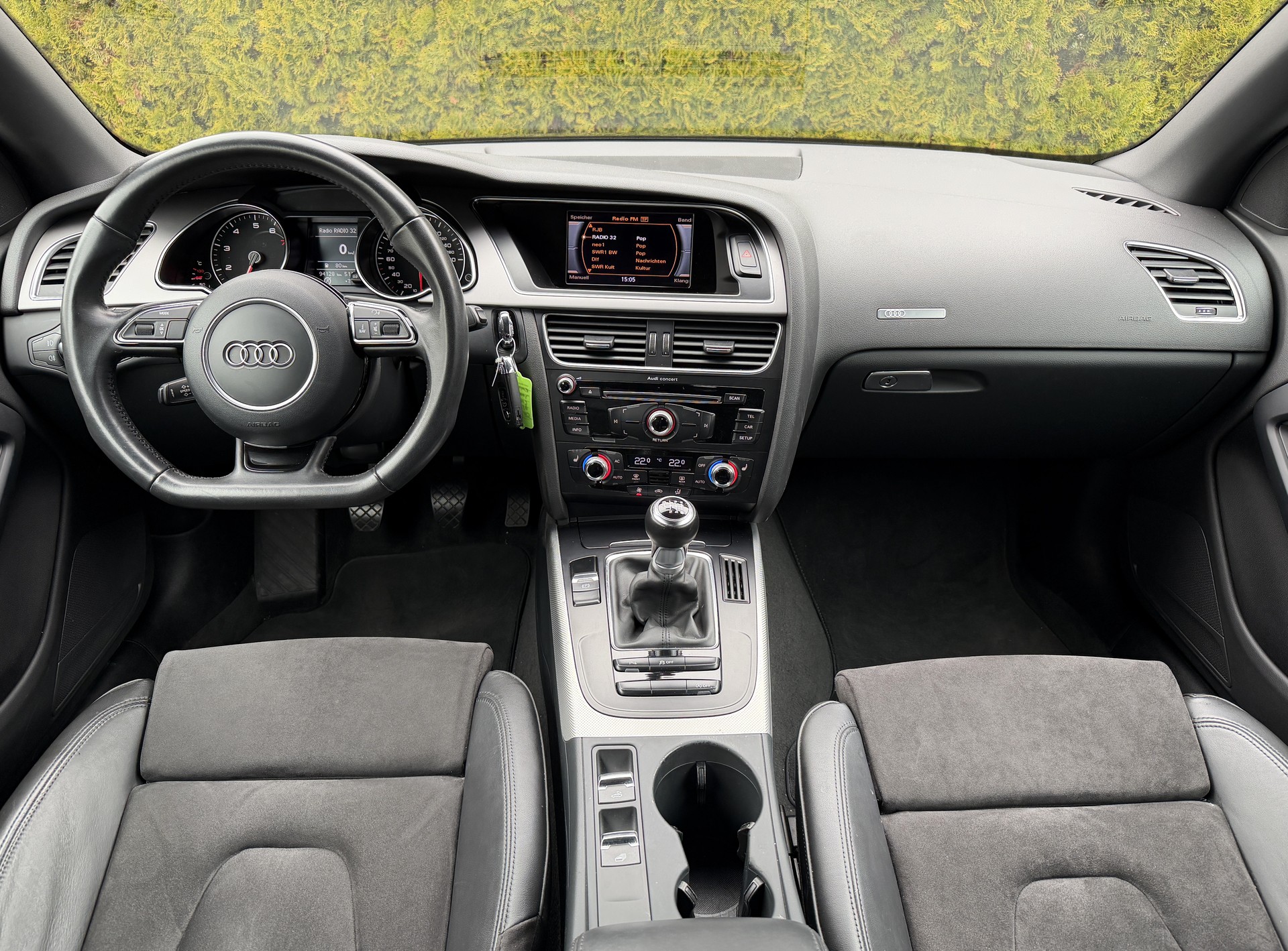 AUDI A5 Cabriolet 1.8 TFSI / CH-Fahrzeug-image-17