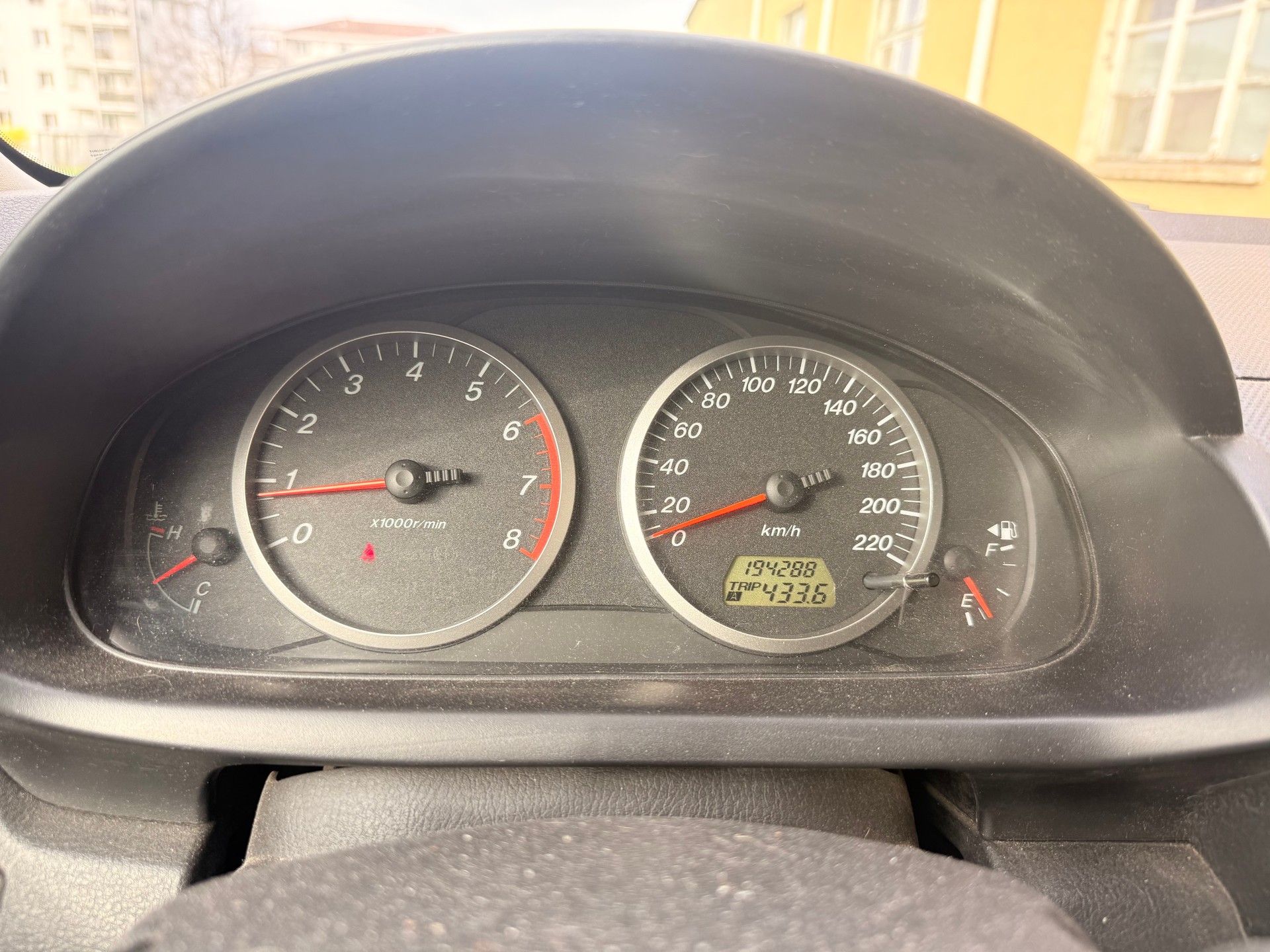 MAZDA 2 1.4i 16V Exclusive-image-11