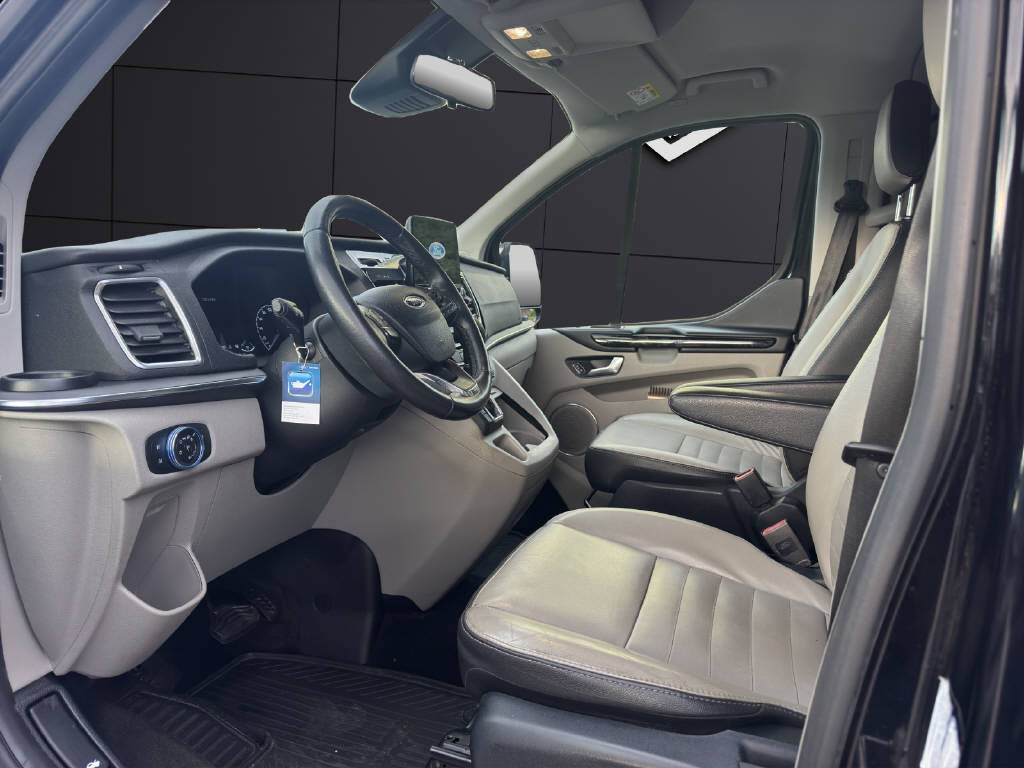 FORD Tourneo Custom 310 L2 2.0 TDCi 170 Titanium-image-8