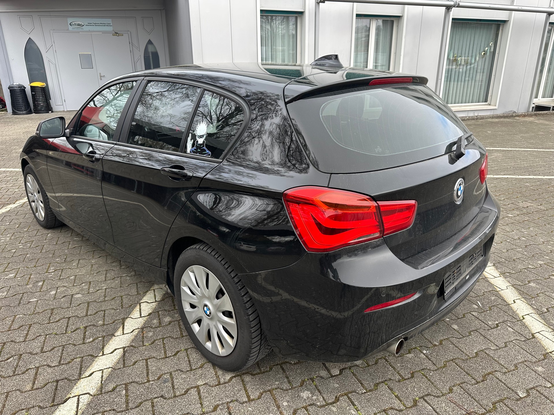 BMW 116d Sport Line Steptronic-image-6