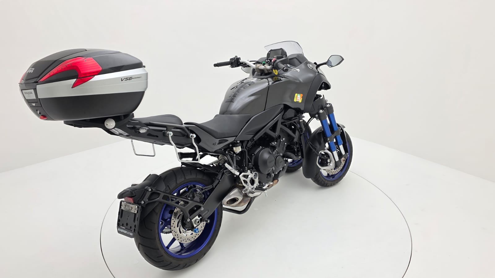 YAMAHA Niken-showroom-element-3