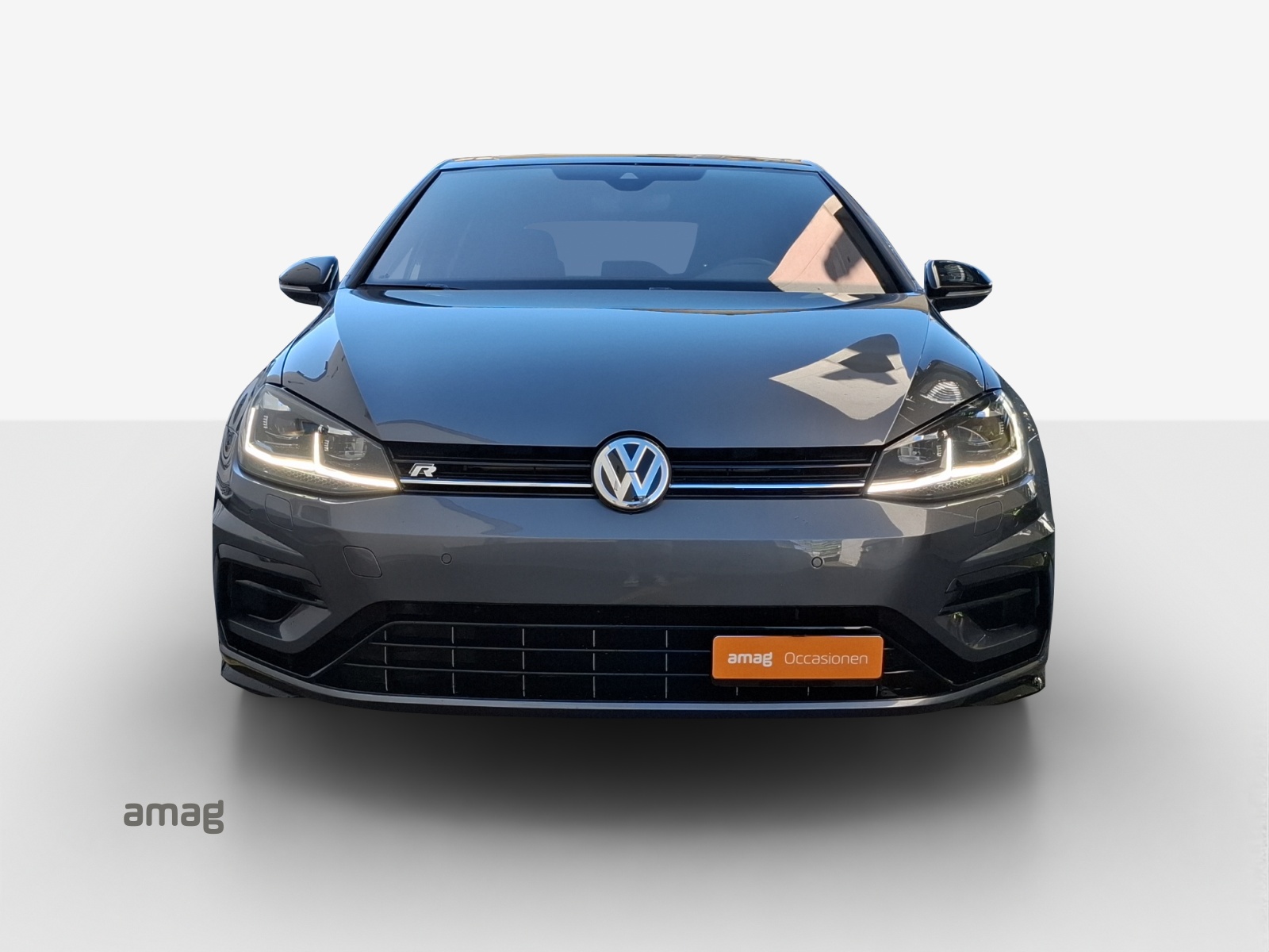 VW Golf 2.0 TSI R 4Motion DSG-image-6