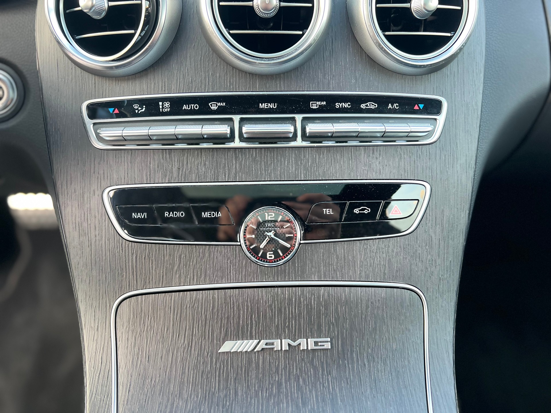 MERCEDES-BENZ C 63 S AMG Premium 9G-tronic-image-16