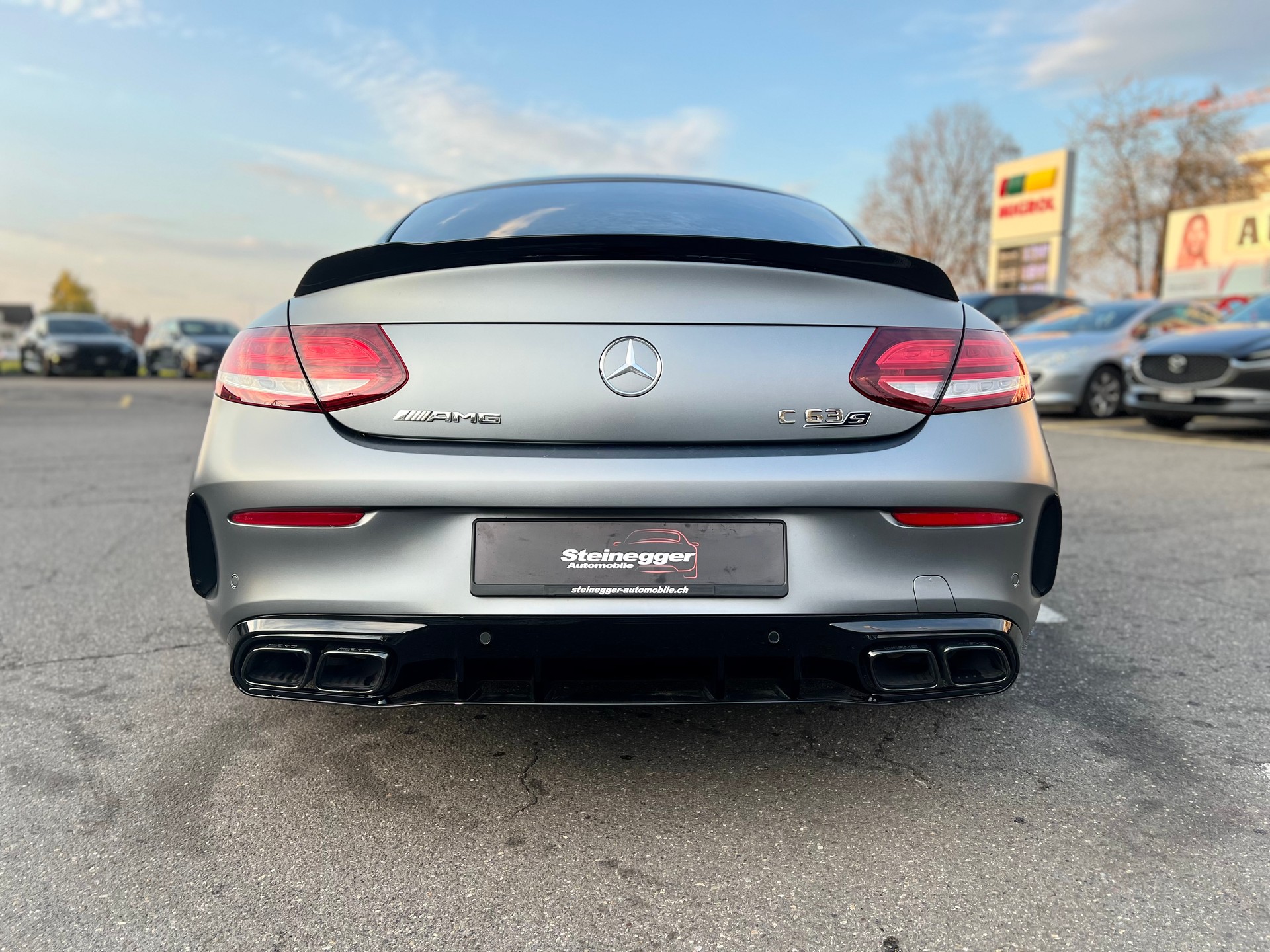 MERCEDES-BENZ C 63 S AMG Premium 9G-tronic-image-9