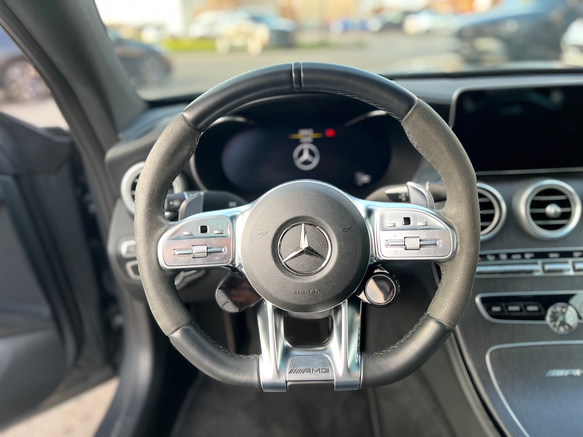 MERCEDES-BENZ C 63 S AMG Premium 9G-tronic-image-14