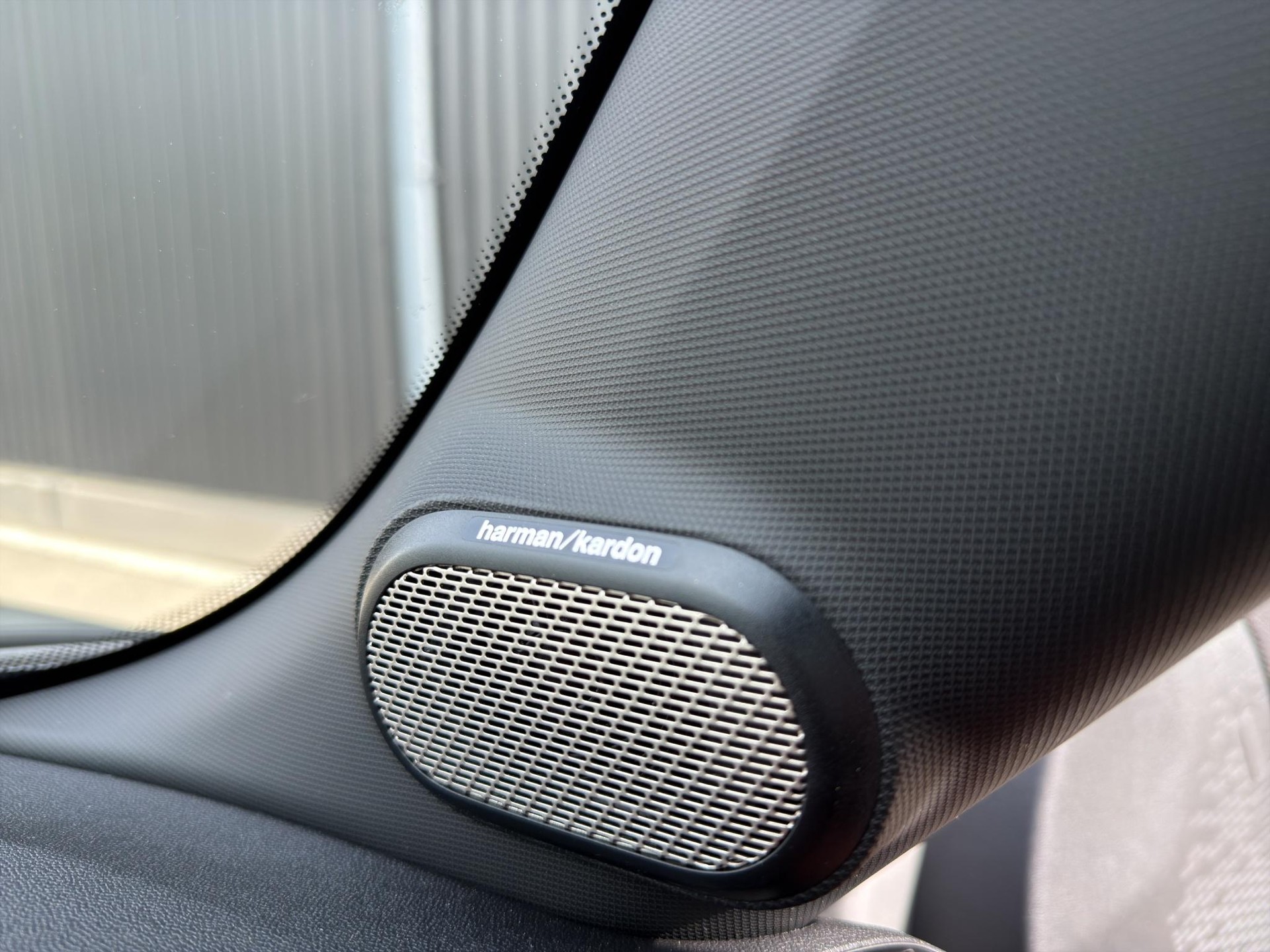 MINI F66 2.0i John Cooper Works-image-7